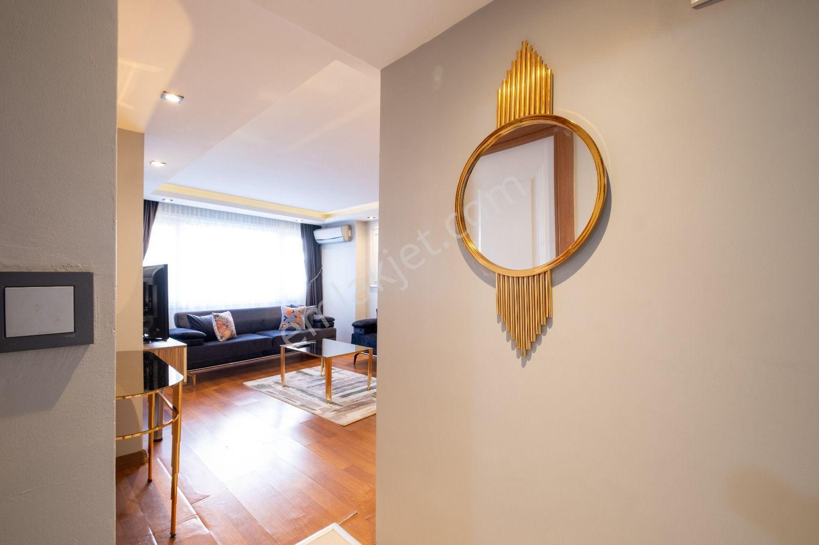Şişli Harbiye'de 2+1 Günlük Kiralık Modern Daire