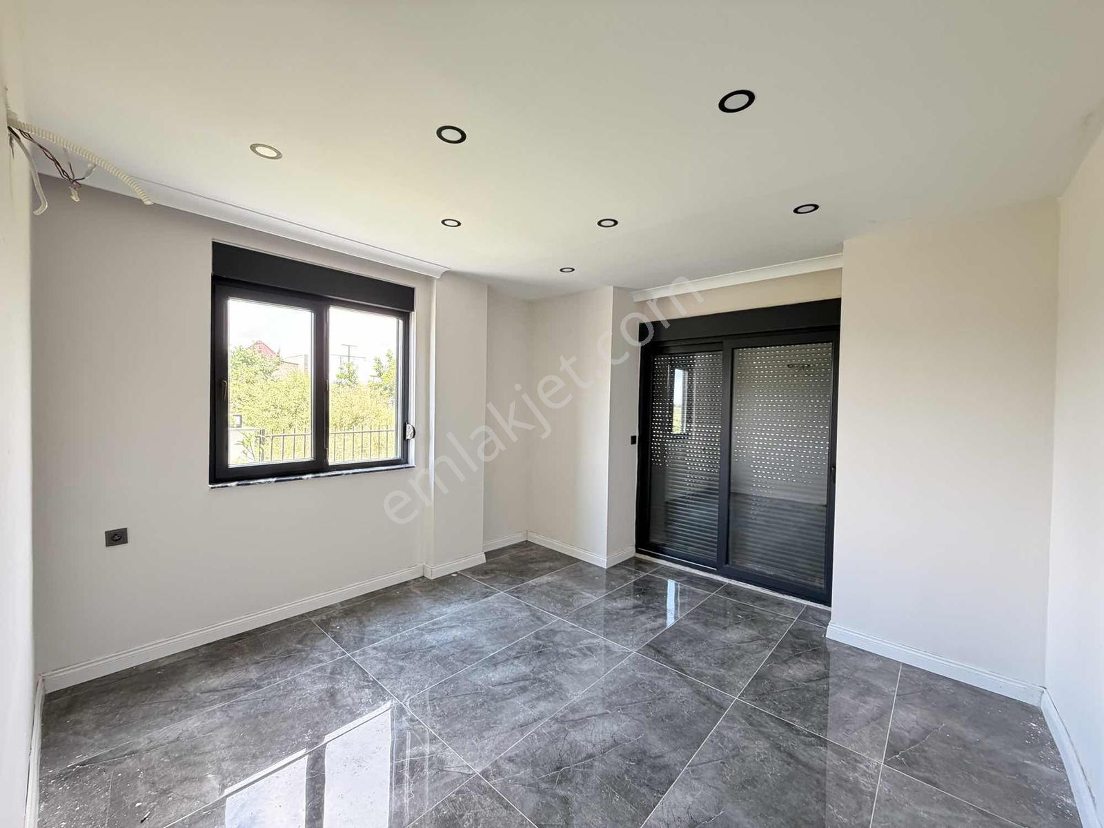 Ilıca Gömeçlide 2+1 Amerikan Mutfaklı Yüksek Giriş Kiralık Daire - Görsel 8