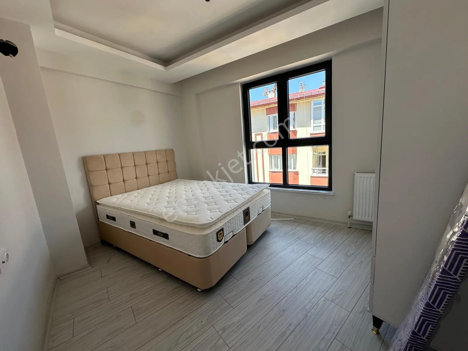 Hedef Emlak'tan Pulur'da 1+1 Lüx Eşyalı Satılık Sıfır Daire - Görsel 2