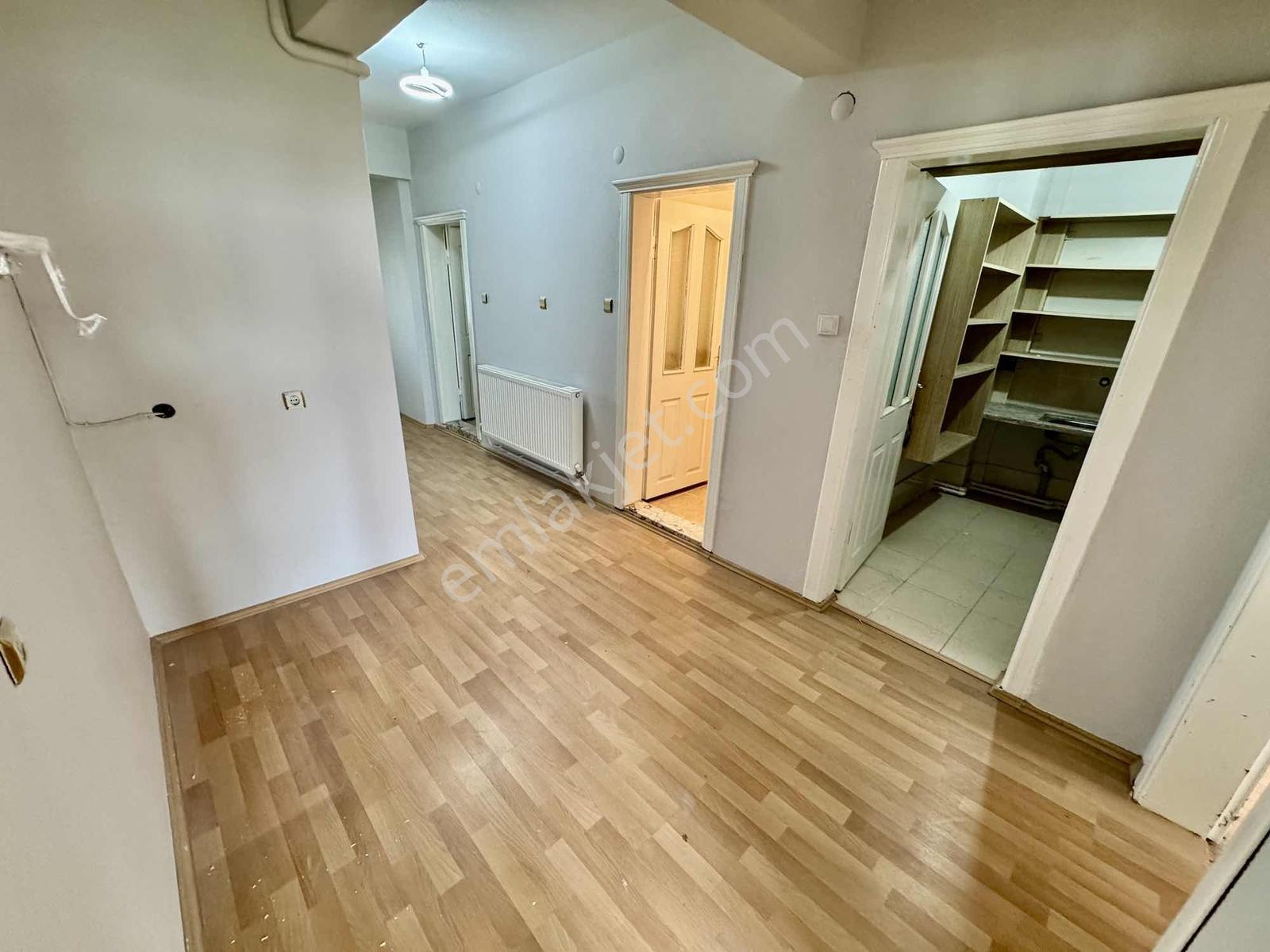 Lerox Uçar'dan Terme Anafartalar Caddesinde Kullanışlı Daire! - Görsel 4