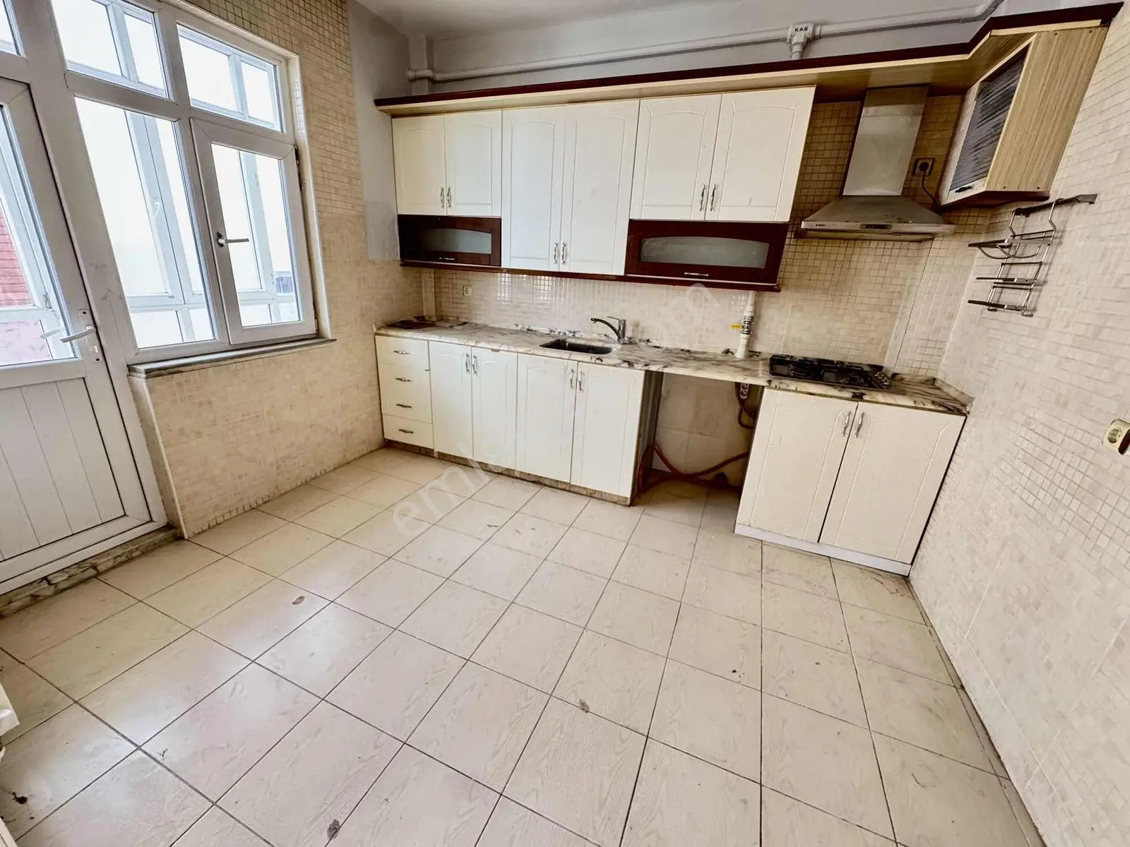 Lerox Uçar'dan Terme Anafartalar Caddesinde Kullanışlı Daire! - Görsel 32