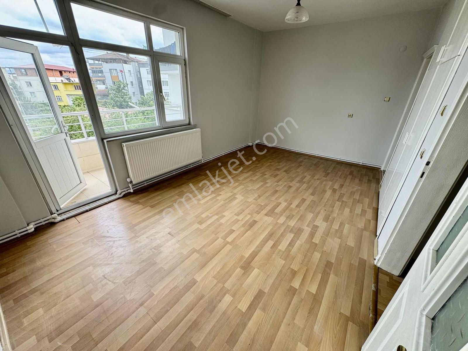 Lerox Uçar'dan Terme Anafartalar Caddesinde Kullanışlı Daire! - Görsel 17