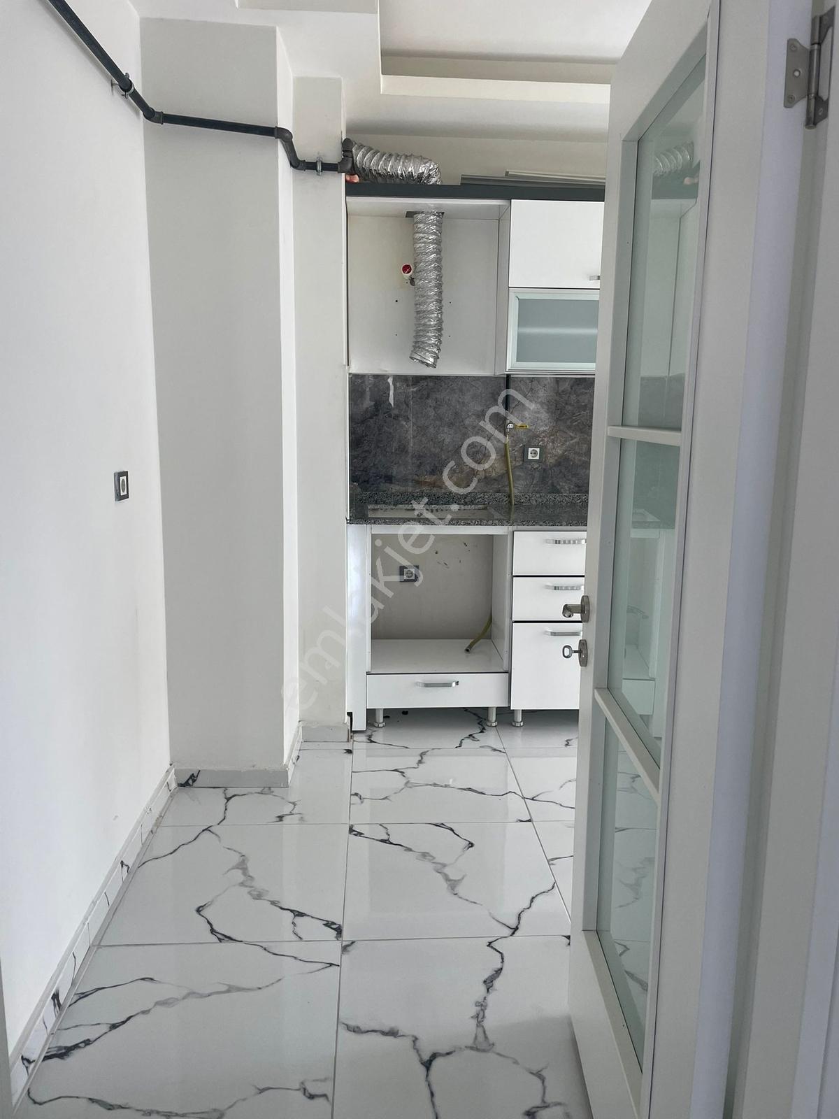 Mevlana Mh Papatya Cd 3,5+1 Süper Konumda Kiralık Daire - Görsel 2