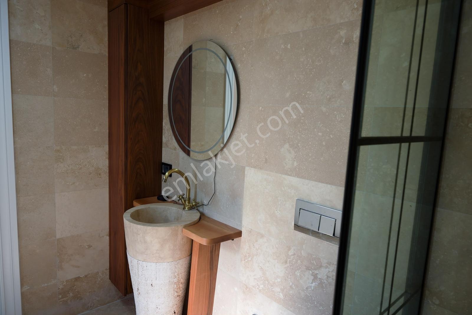 Torbalı Dirmil'de 5306m2 Arsa Üzerinde 450m2 Havuzlu Taş Villa - Görsel 16