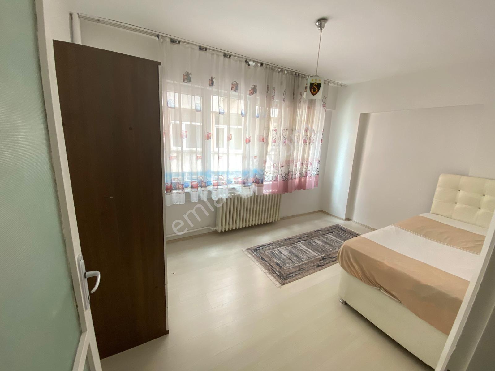 Osmangazi Muradiye’de Asansörlü - Ara Kat - Eşyalı Kiralık Daire - Görsel 12
