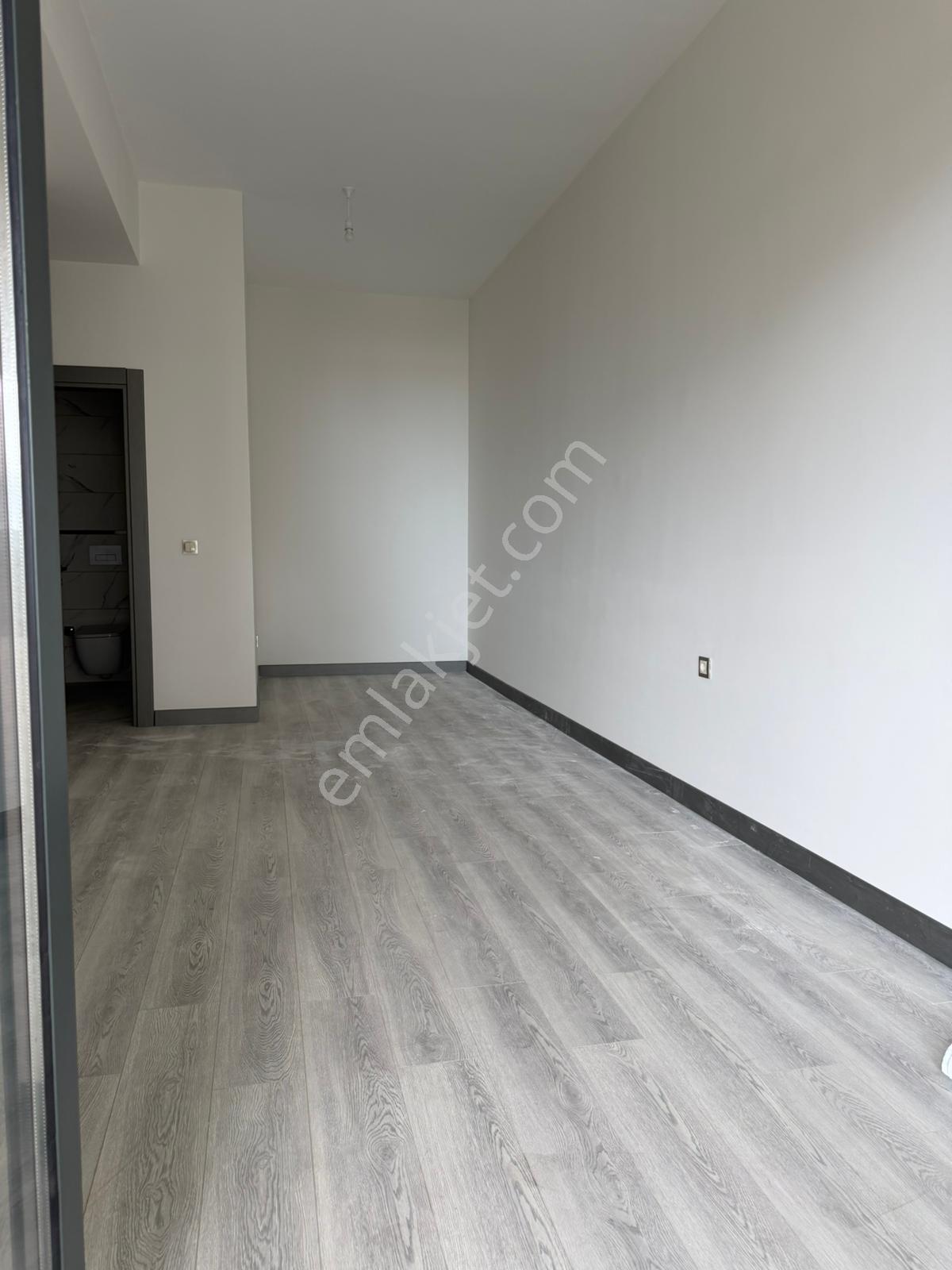Trabzonun Değerli Lokasyonu Çömlekçi Tokide Kiralık Daire - Görsel 15