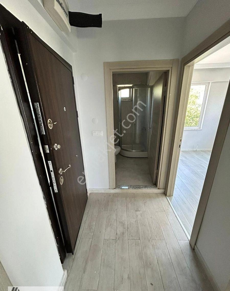 Erdek Tatlısuda 45 M2 Deniz Manzaralı Balkonlu 1+1 Satılık Daire - Görsel 5