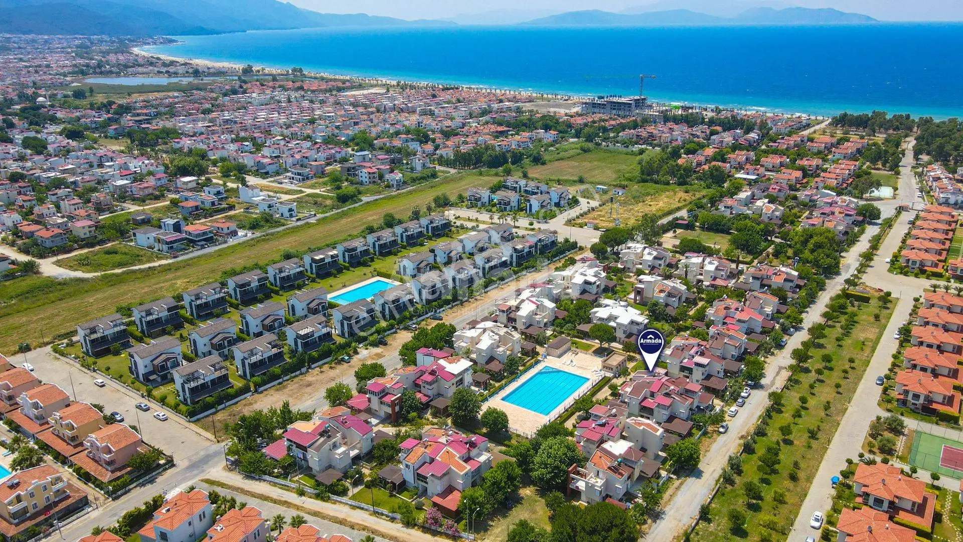 Davutlar Sahilinde Denize Yakın 4+1 Tripleks Villa - Görsel 4