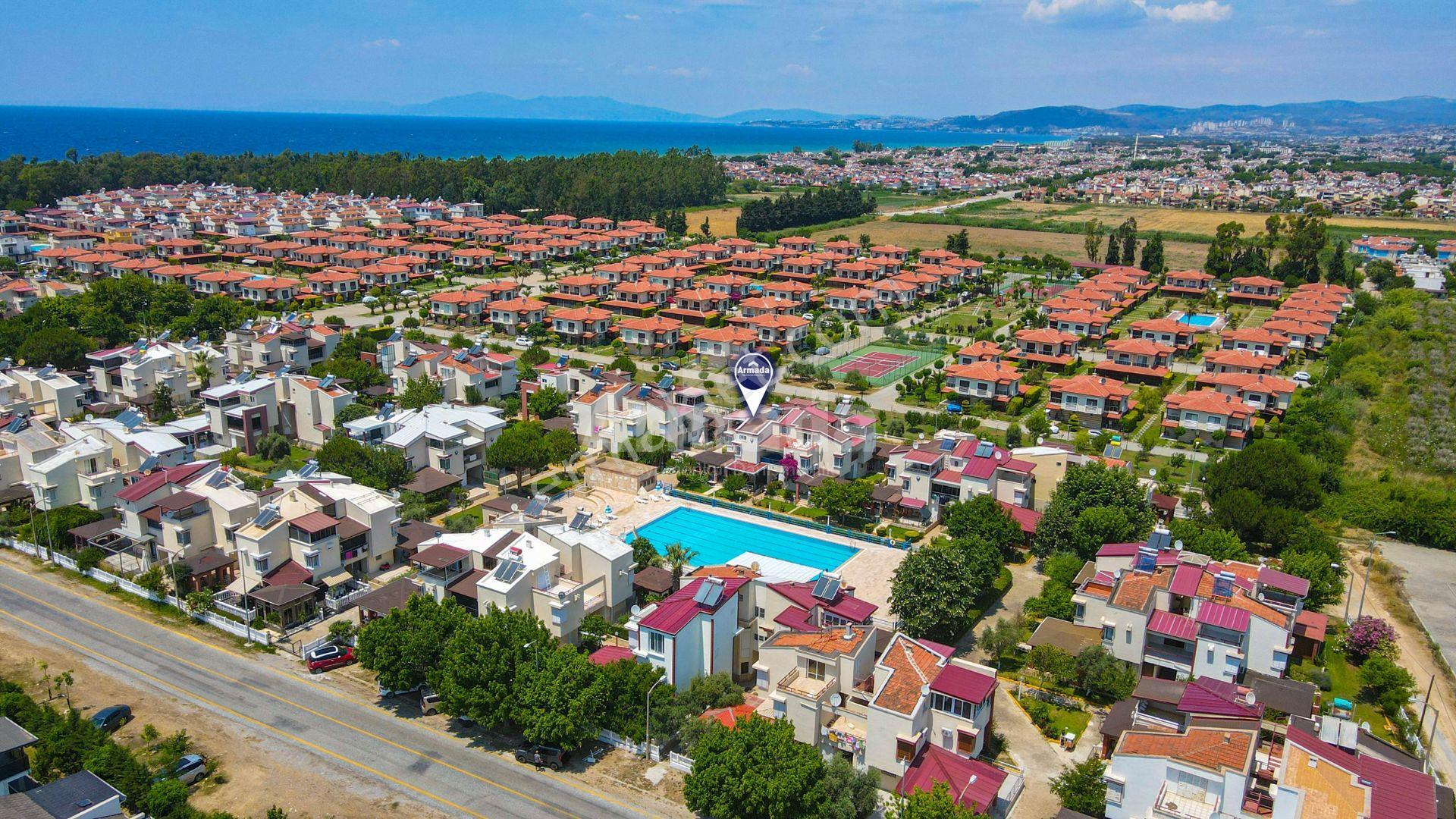 Davutlar Sahilinde Denize Yakın 4+1 Tripleks Villa - Görsel 2