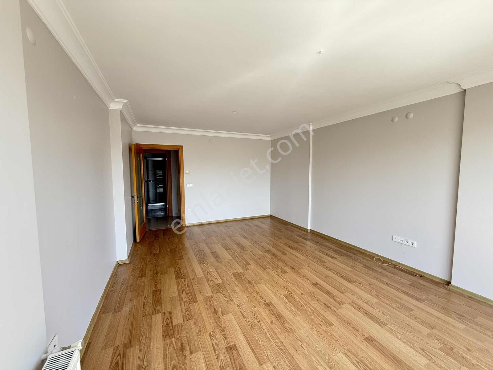 Ataşehir Küçükbakkalköy Mah.platin Sitesi(boş)2+1.90m2. - Görsel 4