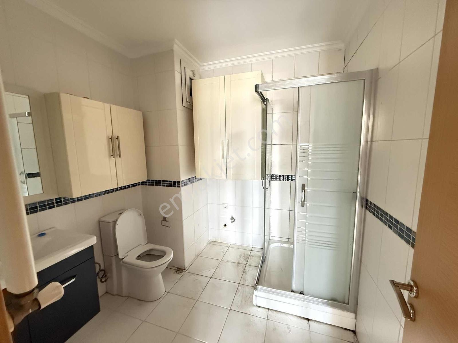 Ataşehir Küçükbakkalköy Mah.platin Sitesi(boş)2+1.90m2. - Görsel 7