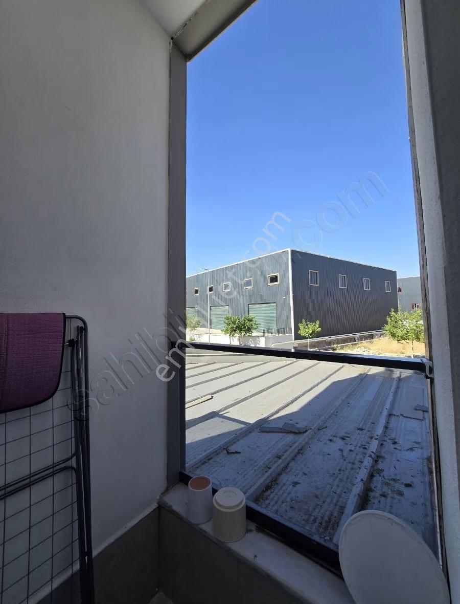 Sırrında Kiralık 1+1 Full Eşyalı Güvenlikli Lüx Daire - Görsel 18