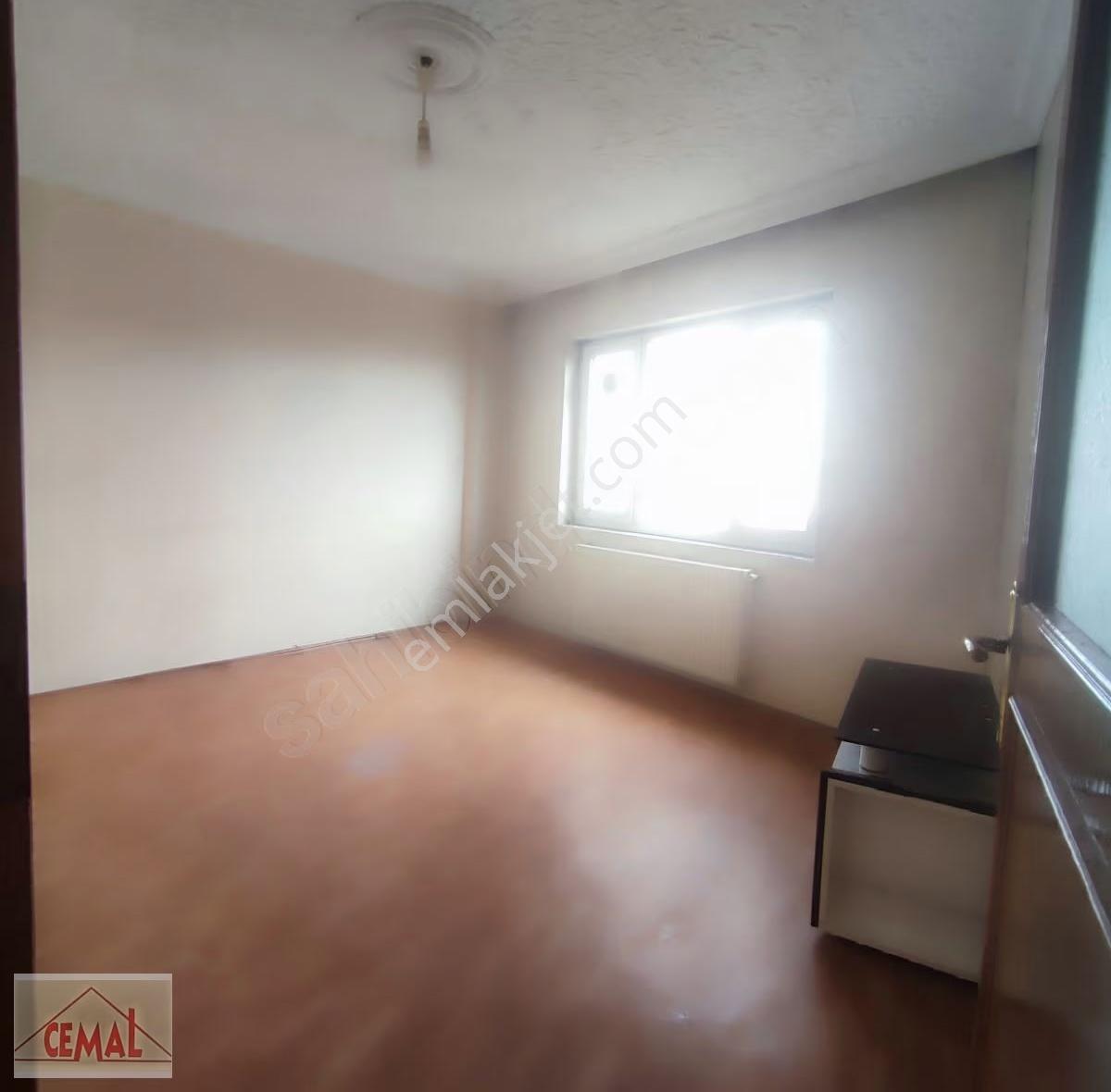Cemal Emlak Bursa Yıldırım Emirsultan Ve Bakımlı 4.kat 2+1 Kiral - Görsel 21