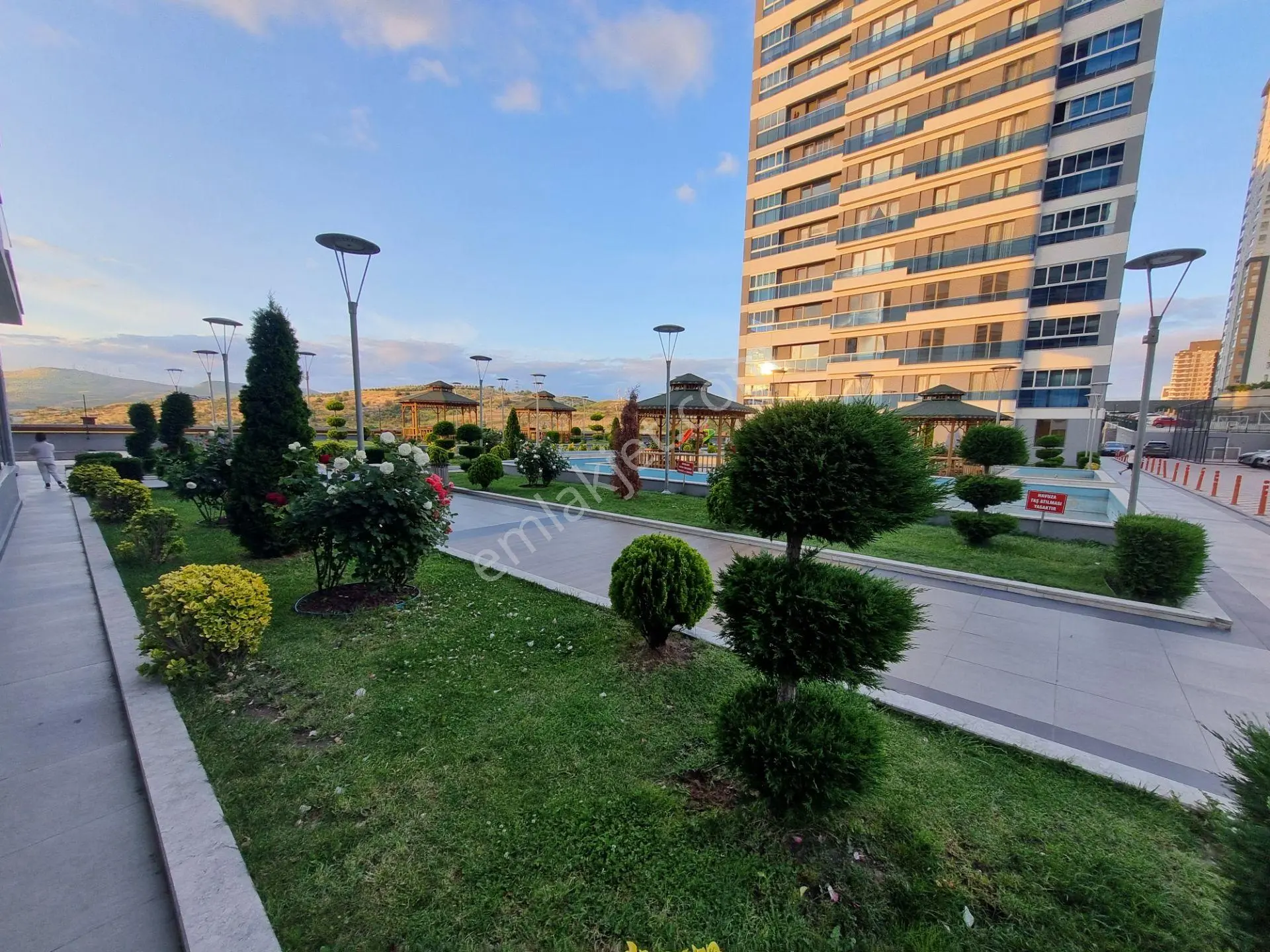 7/24 Güvenlikli -lüks Yapılı- Geniş Peyzajlı -site Dairesi 4+1. - Görsel 4