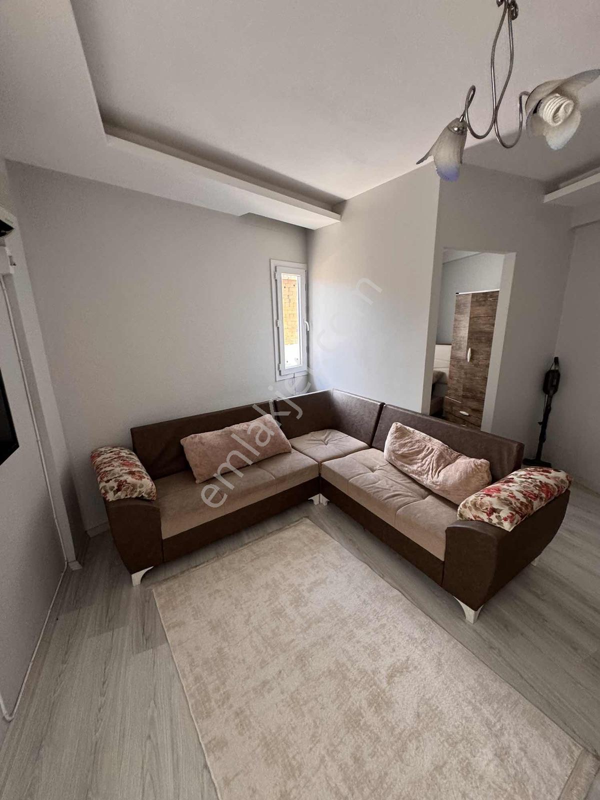 Bornova Kiralık 1+1 Eşyalı Daire - Görsel 23