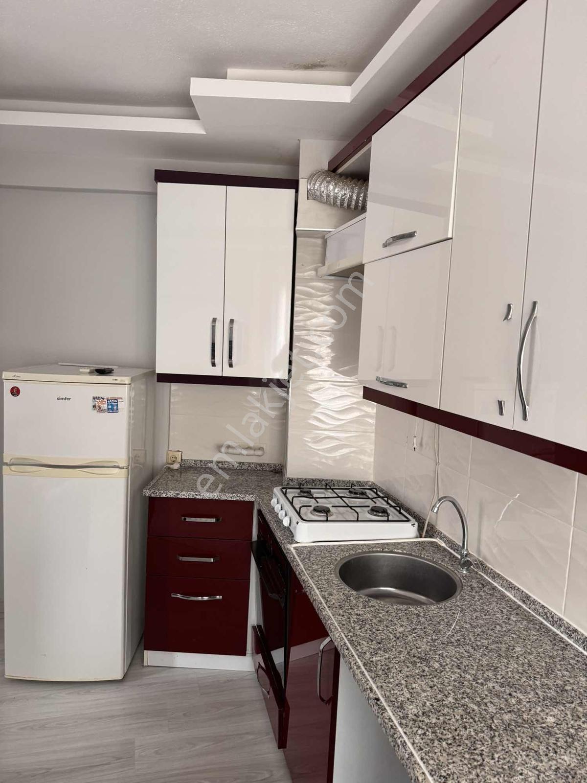 Bornova Kiralık 1+1 Eşyalı Daire - Görsel 25