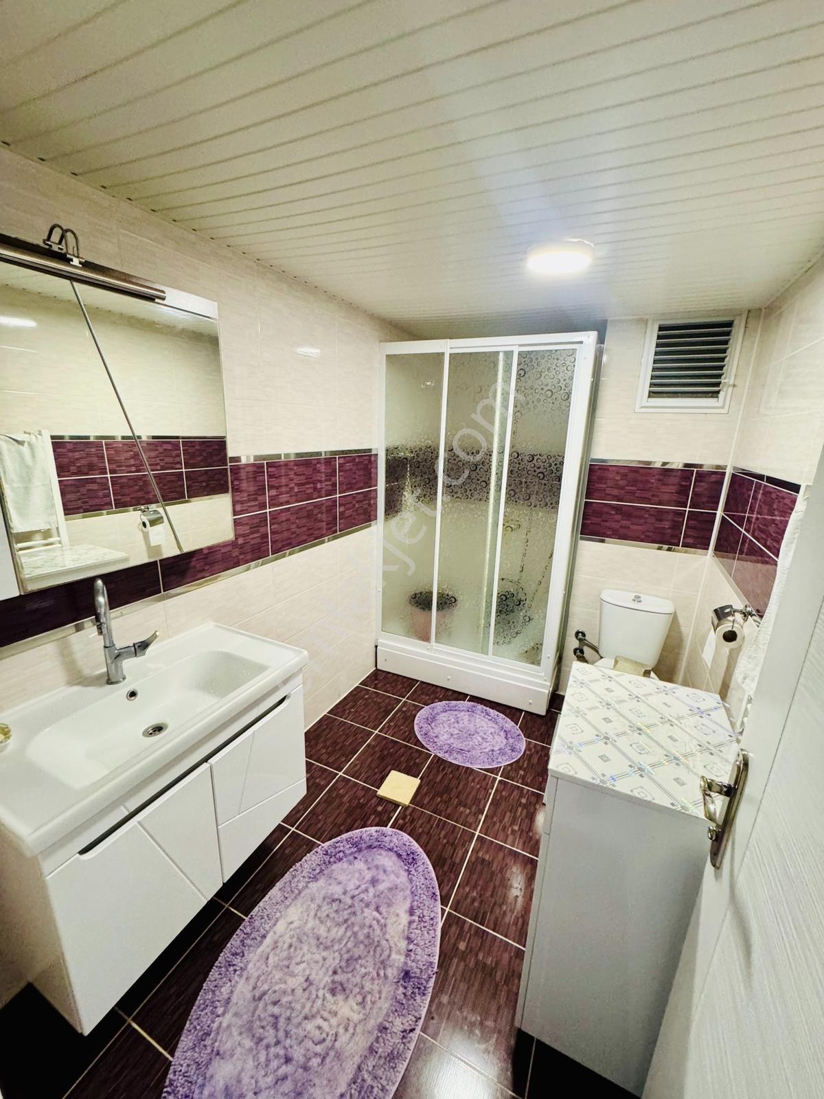 Seğmenlerde Satılık 4+1 170m2 Geniş Temiz Daire Güzel Konumda - Görsel 25