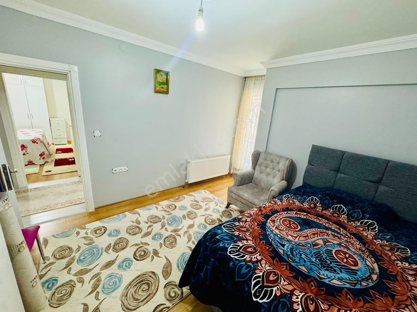 Seğmenlerde Satılık 4+1 170m2 Geniş Temiz Daire Güzel Konumda - Görsel 17