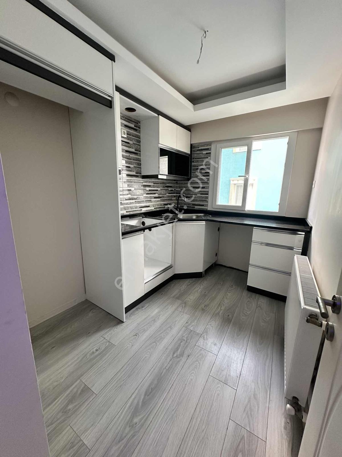 Turpa Balçovadan Merkezi Kiralık 2+1 Daire - Görsel 7