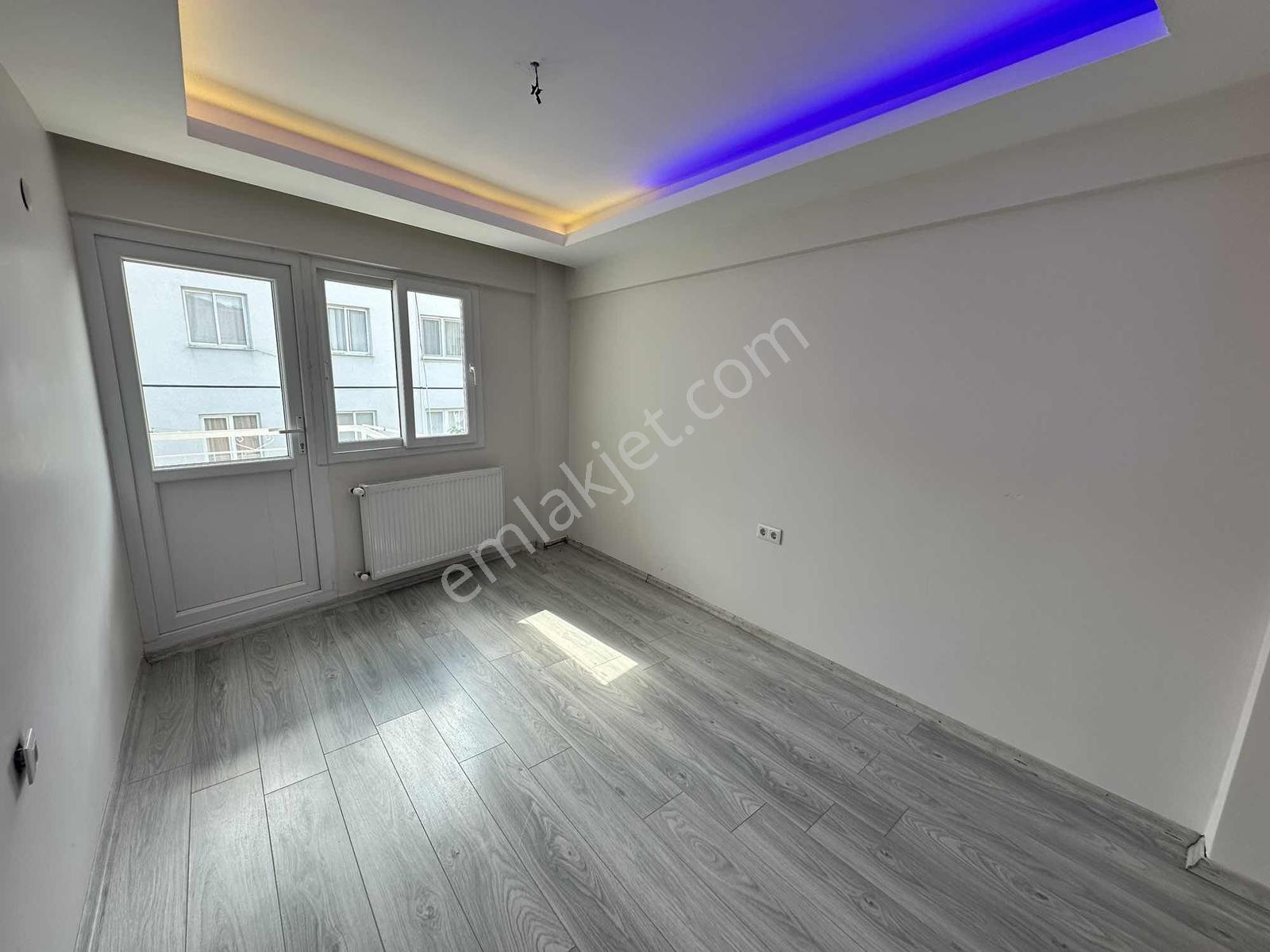 Turpa Balçovadan Merkezi Kiralık 2+1 Daire - Görsel 6