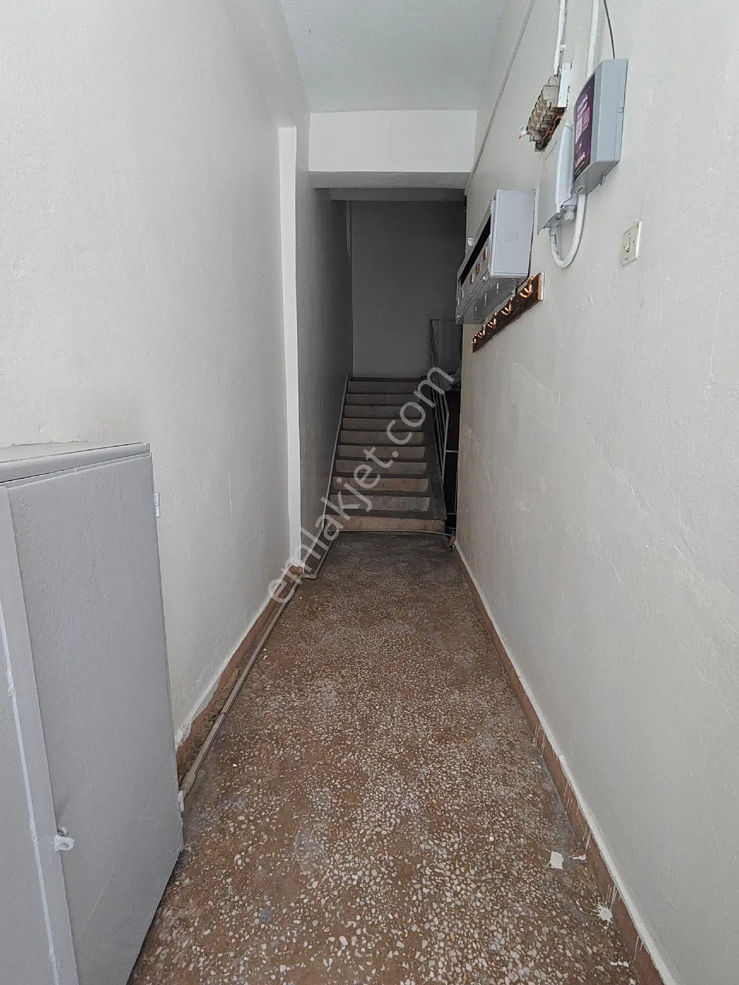 Aydın Güzelhisar'da Kiralık 160 M² Geniş 3 Oda Ofis - Görsel 2