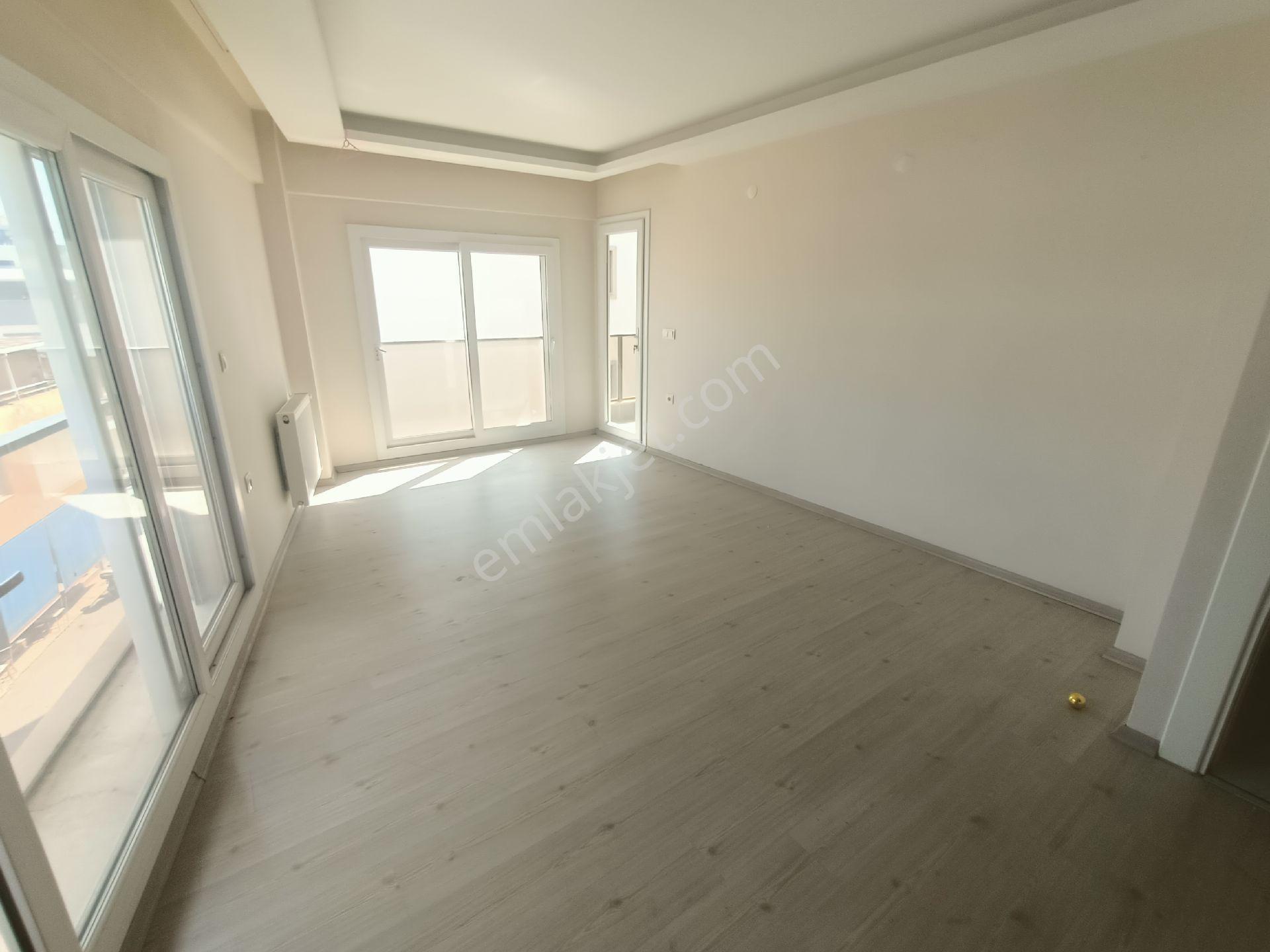 Merkezi Konumda 3+1 Doğalgazlı Köşe Daire - Görsel 15