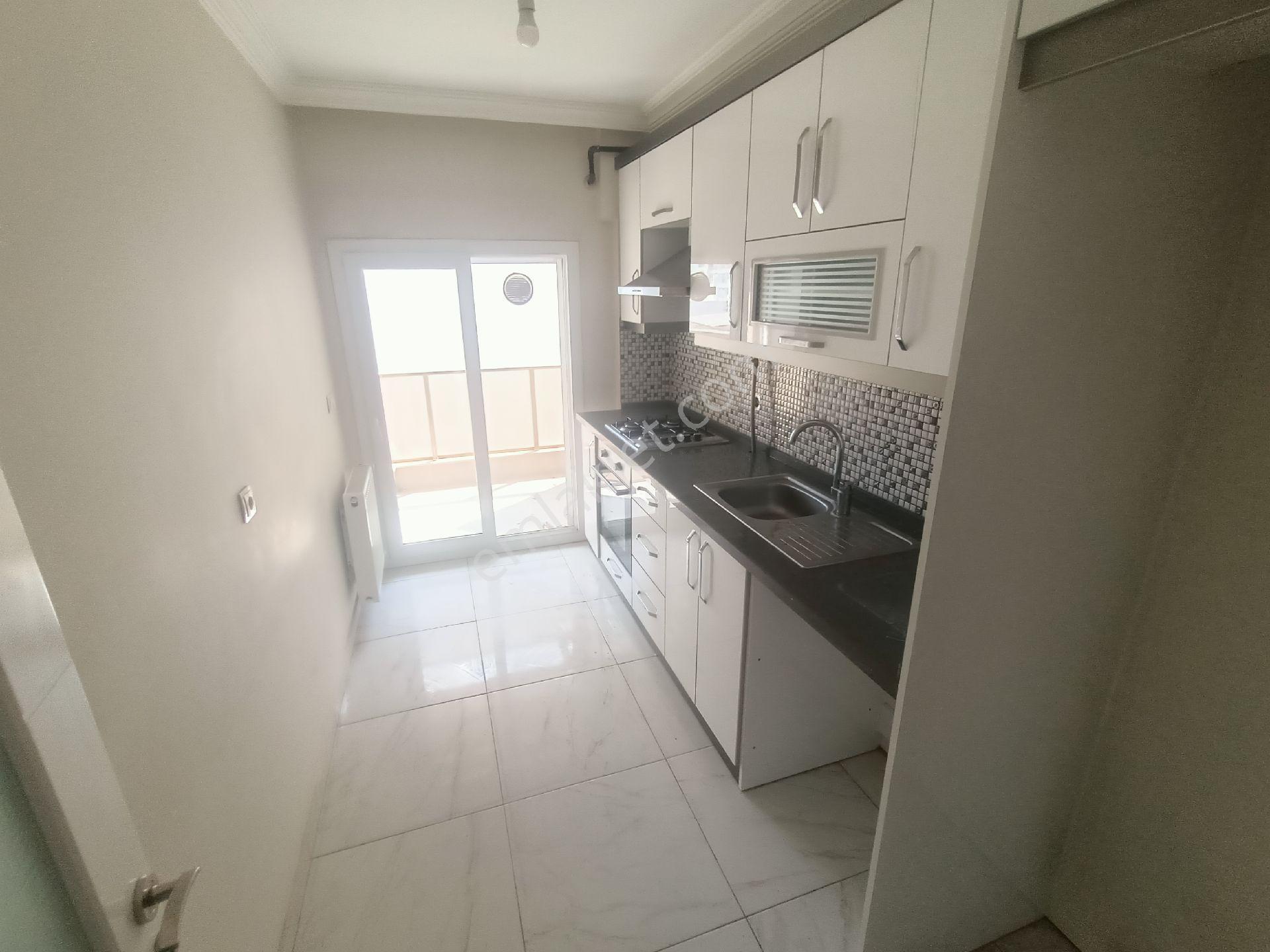 Merkezi Konumda 3+1 Doğalgazlı Köşe Daire - Görsel 3