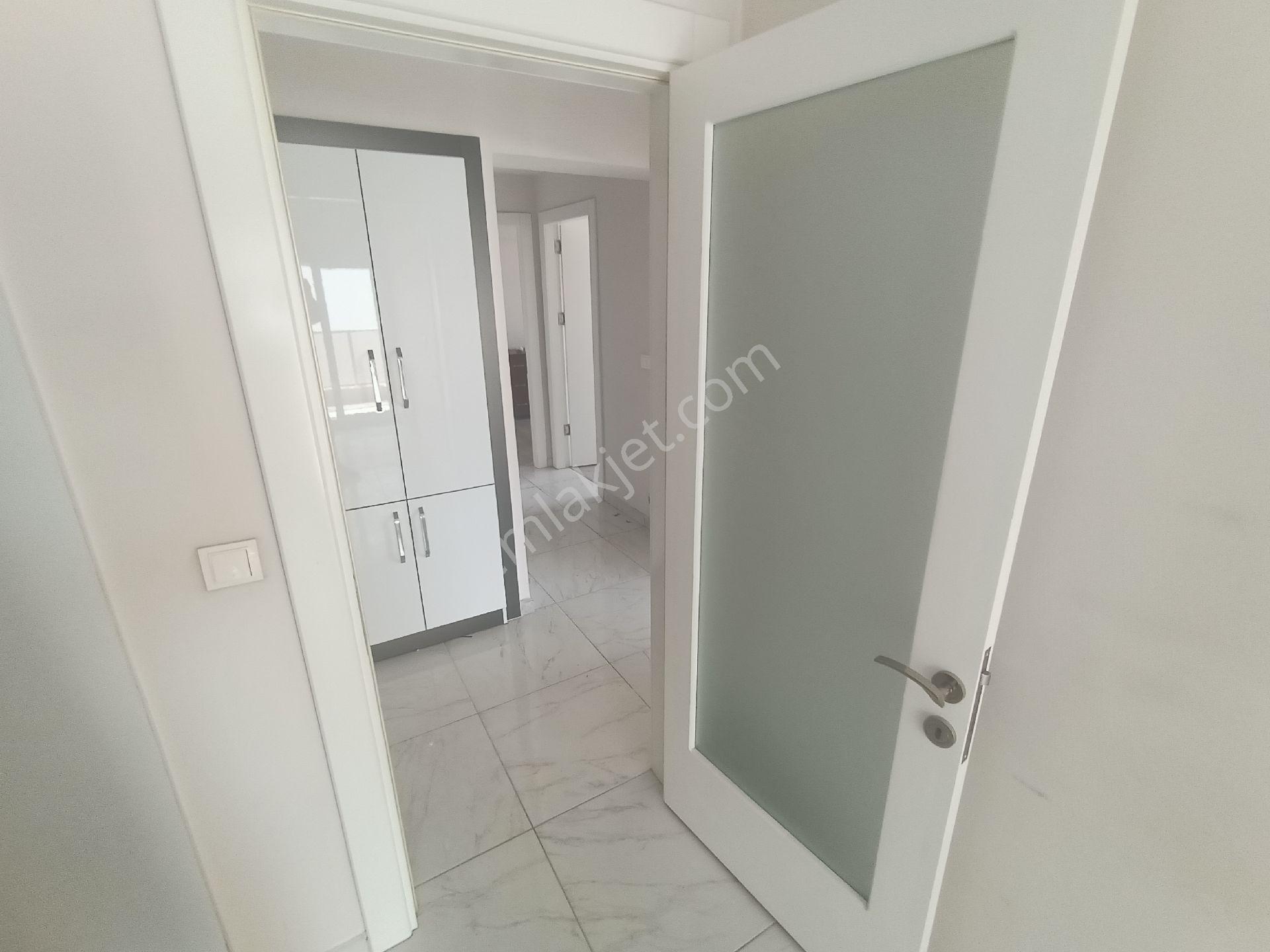 Merkezi Konumda 3+1 Doğalgazlı Köşe Daire
