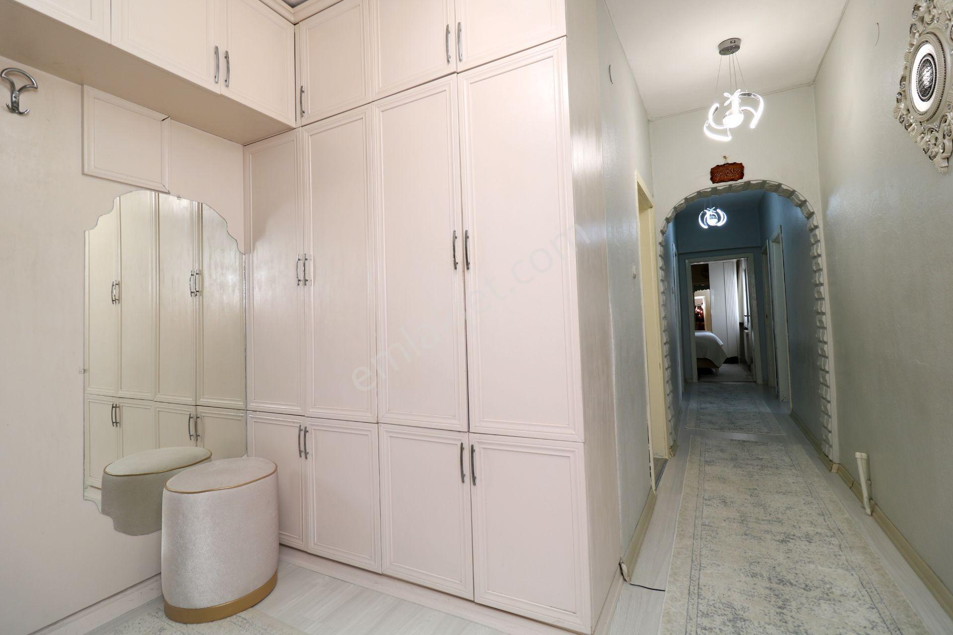Emre Emlak'tan Oğuzlar'da Site İçi Asansörlü Eşyalı Kiralık 3+1 Daire - Görsel 27