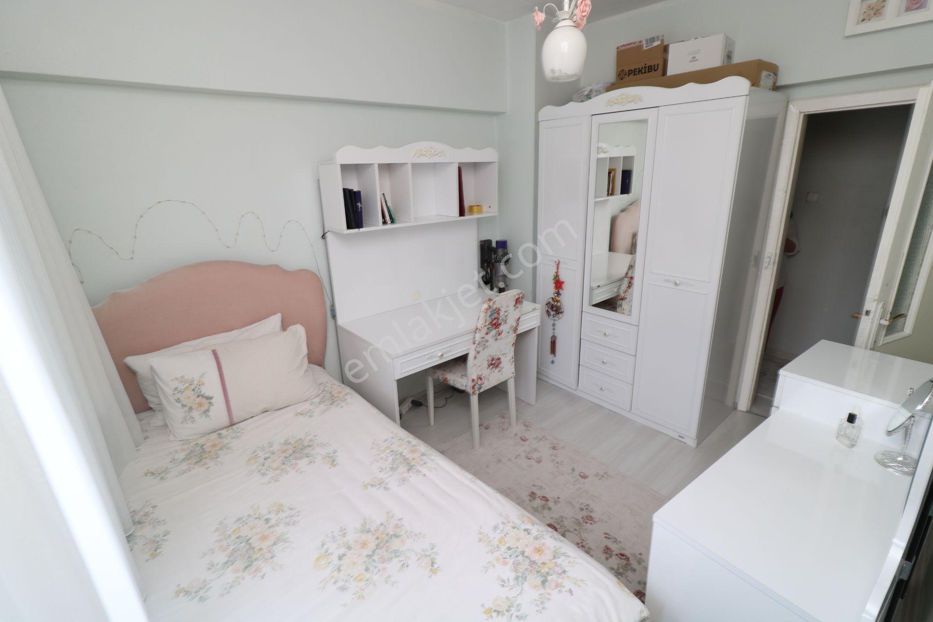 Emre Emlak'tan Oğuzlar'da Site İçi Asansörlü Eşyalı Kiralık 3+1 Daire - Görsel 15