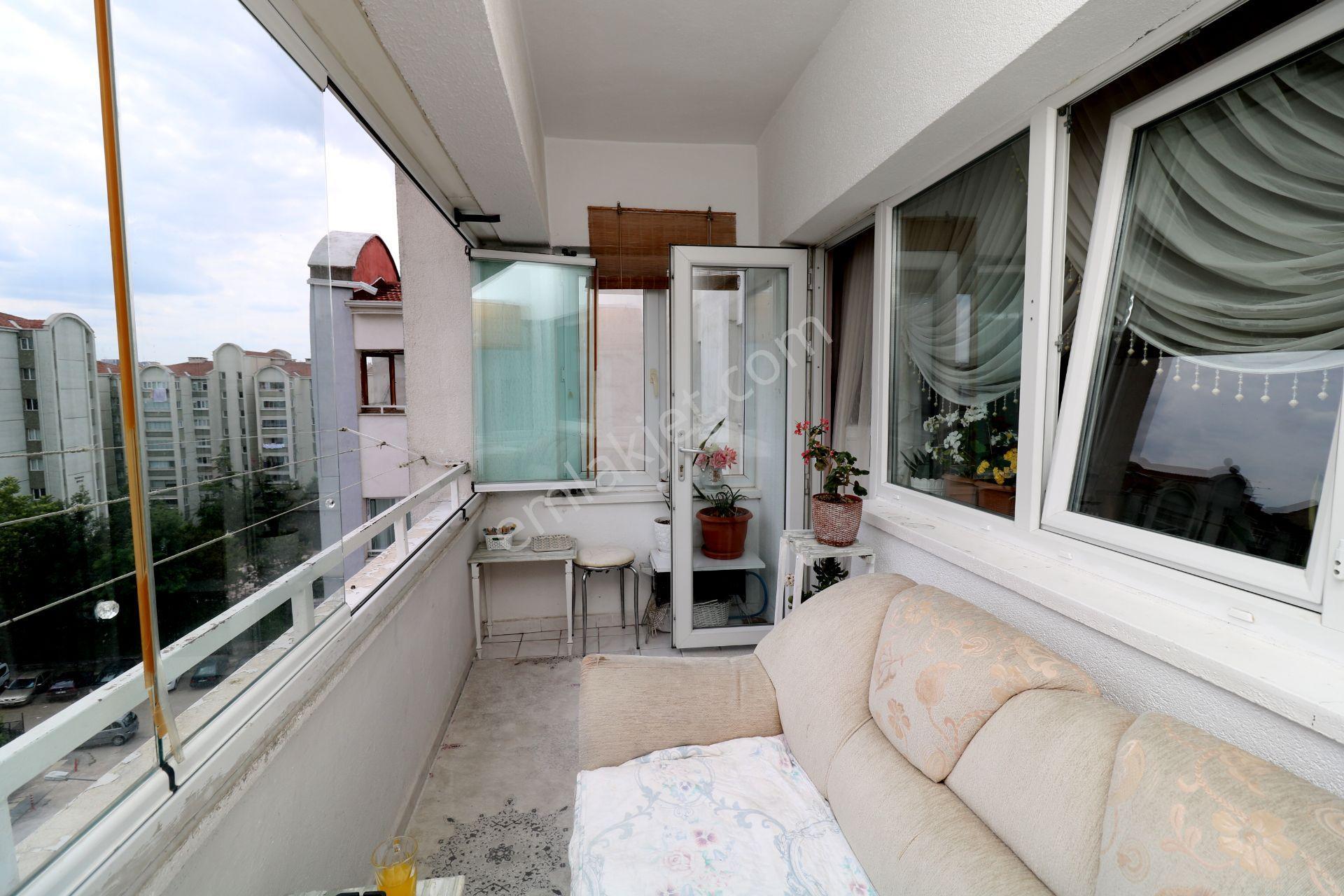 Emre Emlak'tan Oğuzlar'da Site İçi Asansörlü Eşyalı Kiralık 3+1 Daire - Görsel 13