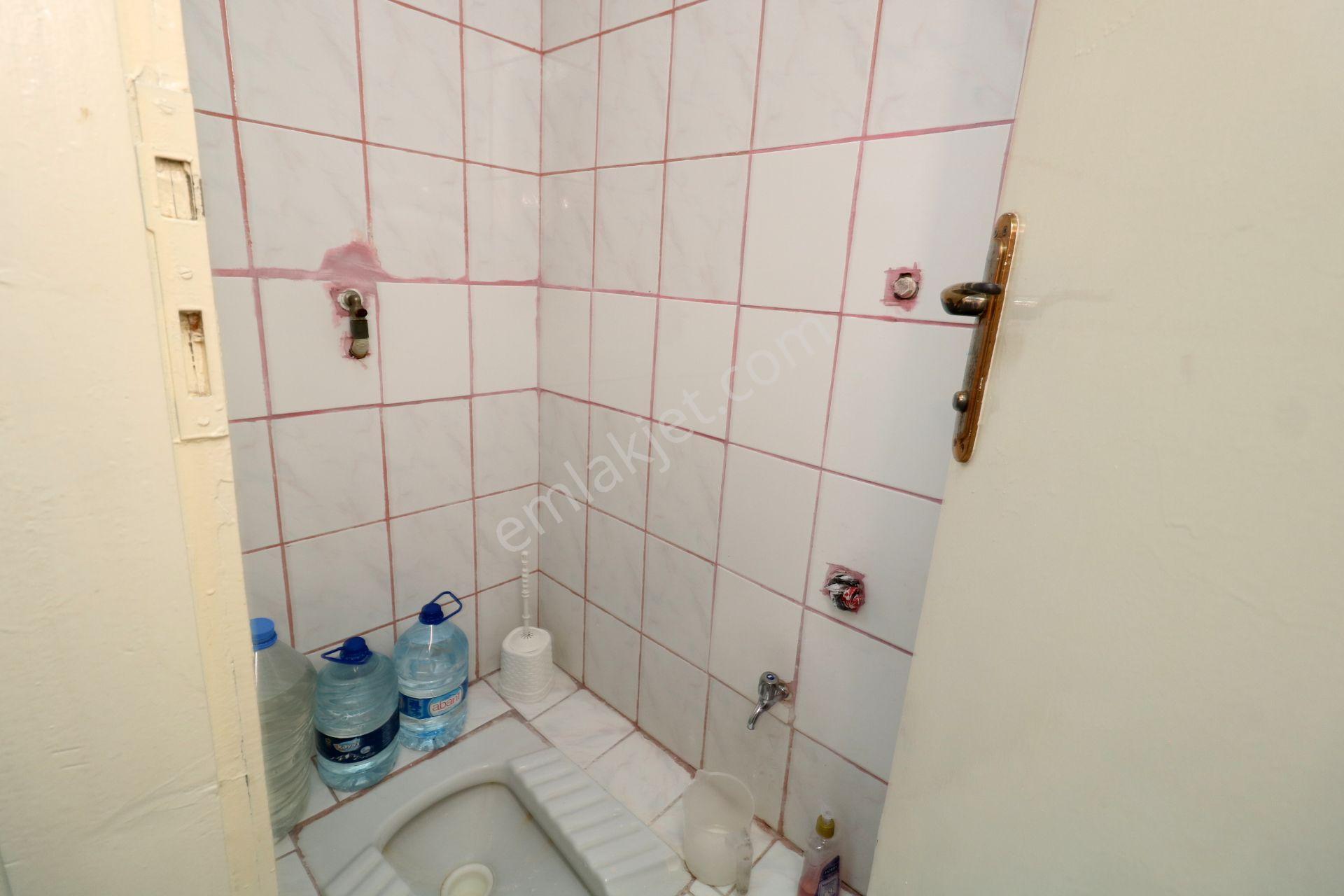Emre Emlak'tan Oğuzlar'da Site İçi Asansörlü Eşyalı Kiralık 3+1 Daire - Görsel 24