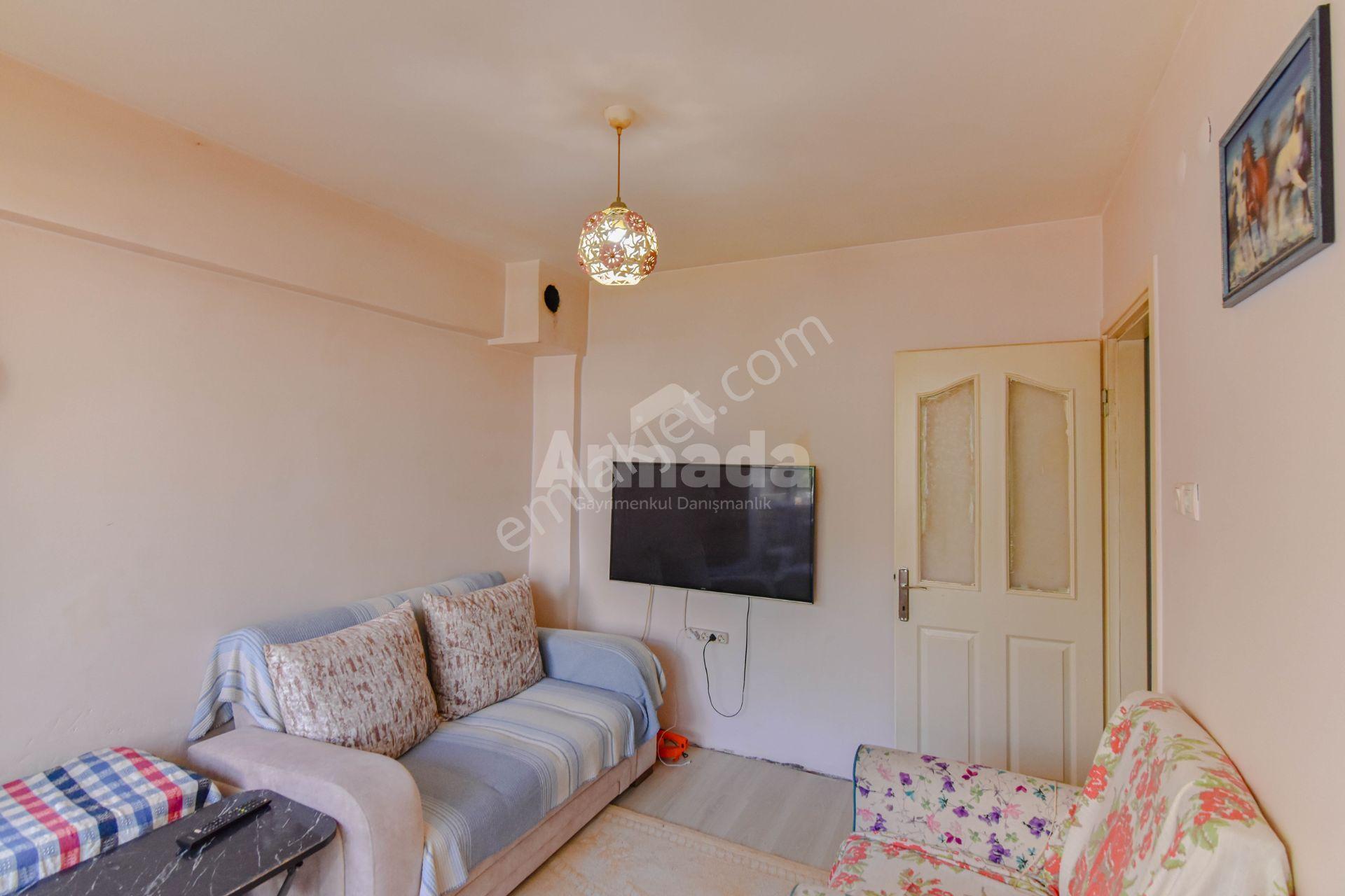 Kuşadası Merkezde Geniş Bahçeli 3+1 Giriş Katı Daire - Görsel 13