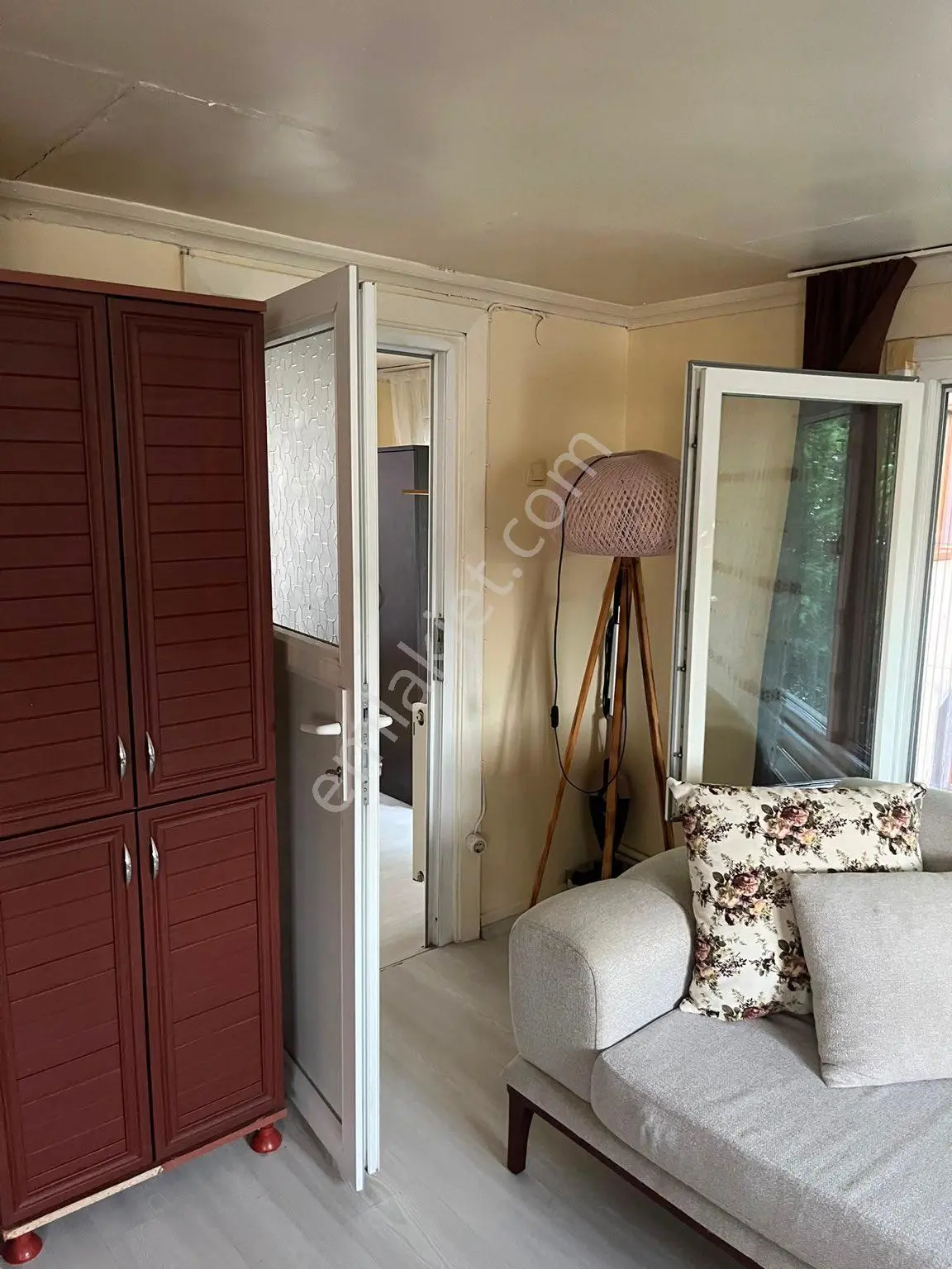 Sarıyer Merkezde 1+1 Kralık Daire - Görsel 4