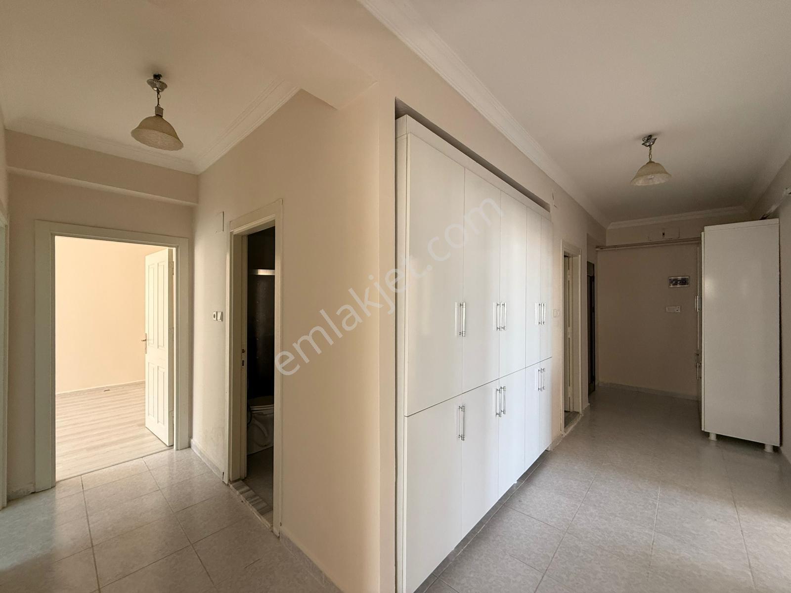Behice Konutlarında Kiralık 4+1 Daire - Görsel 8
