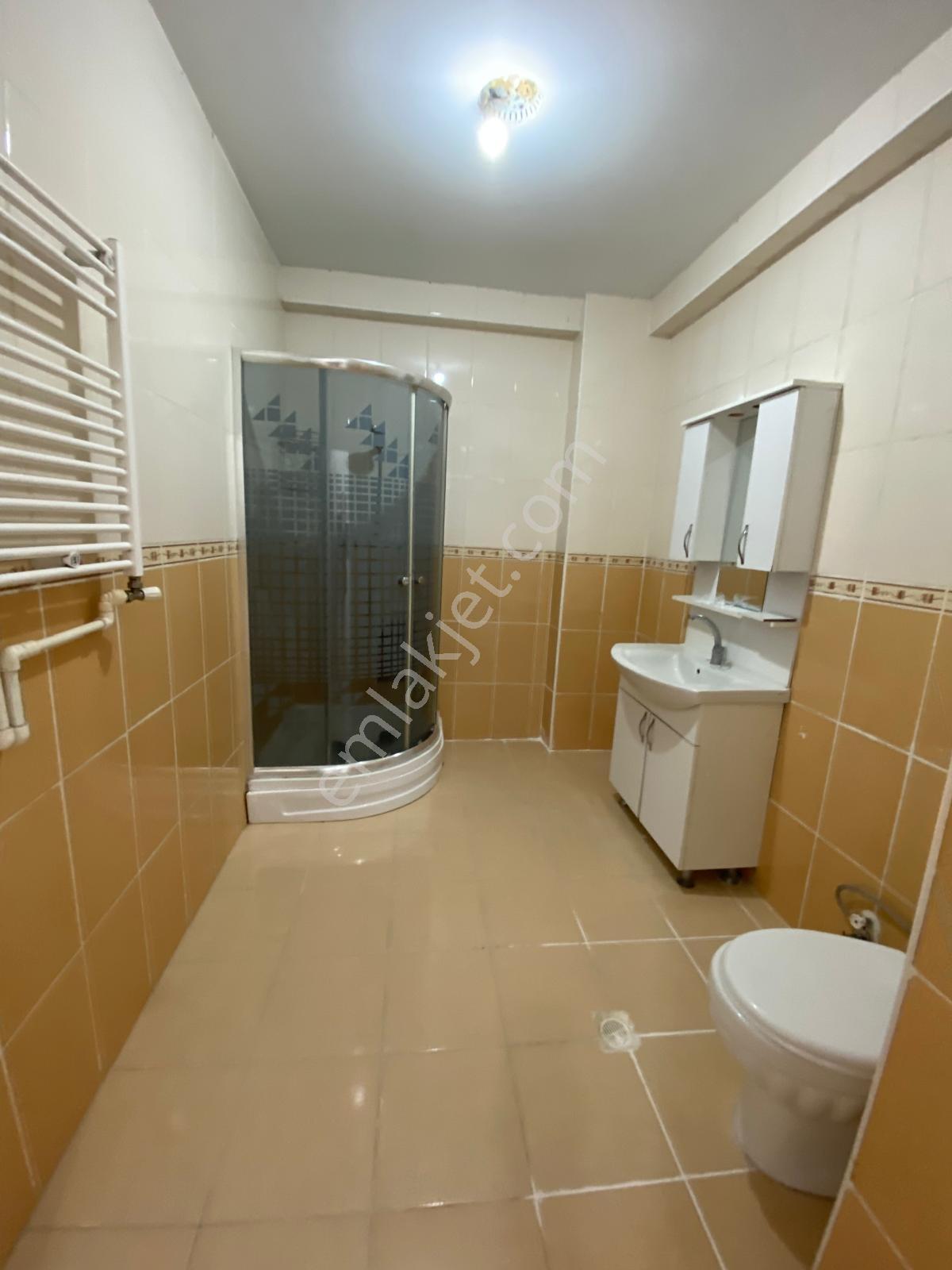 Işık Emlak'tan Satılık Üçyüzlü Metro Dibinde Dubleks 4+1 Daire - Görsel 16