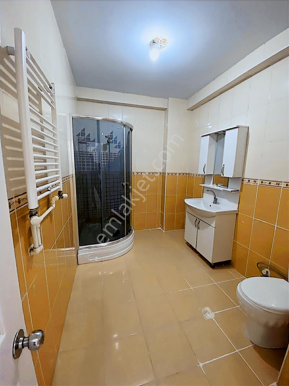 Işık Emlak'tan Satılık Üçyüzlü Metro Dibinde Dubleks 4+1 Daire - Görsel 35