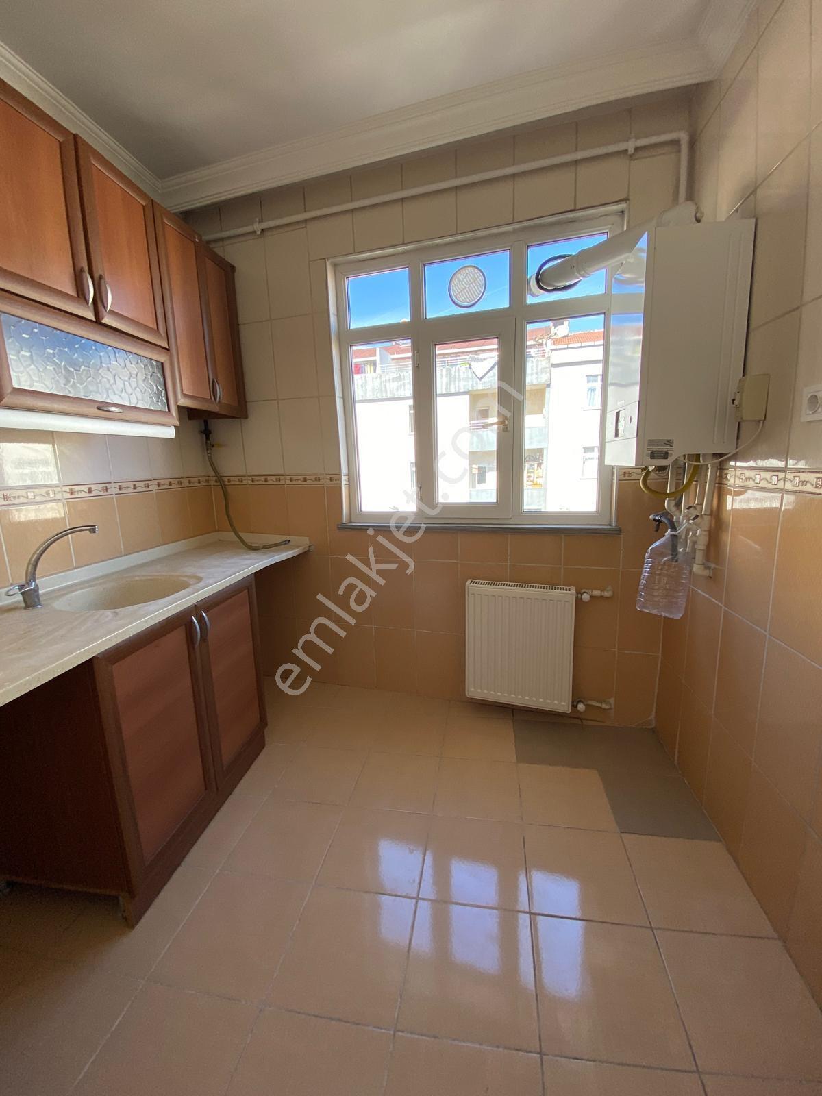 Işık Emlak'tan Satılık Üçyüzlü Metro Dibinde Dubleks 4+1 Daire - Görsel 18