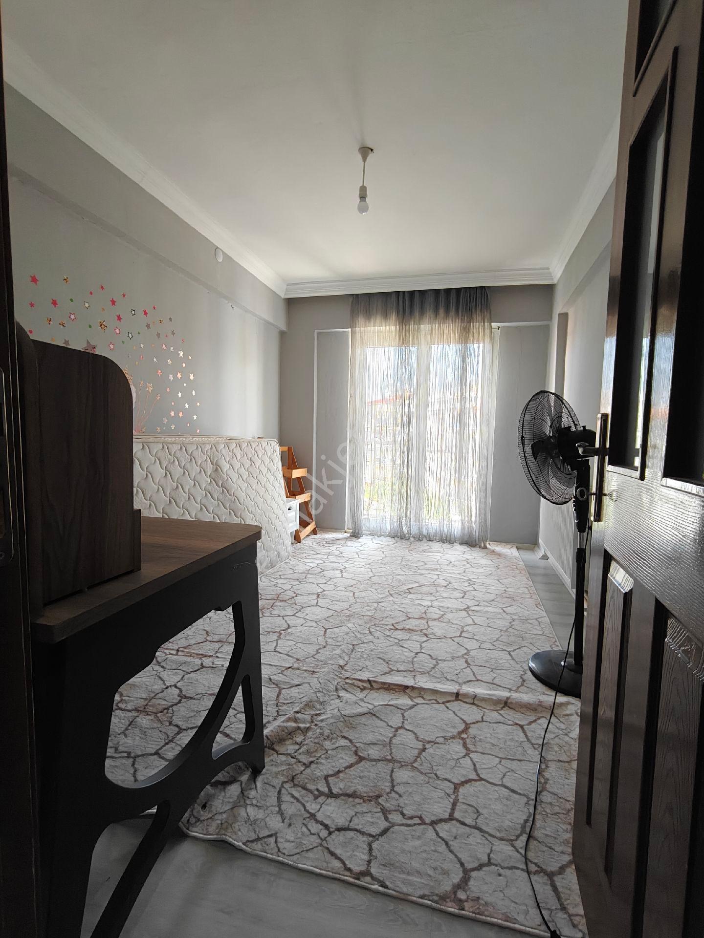 Girne Mahallesi'nde Eşyalı Ve Bakımlı 2+1 Kiralık Daire - Görsel 11