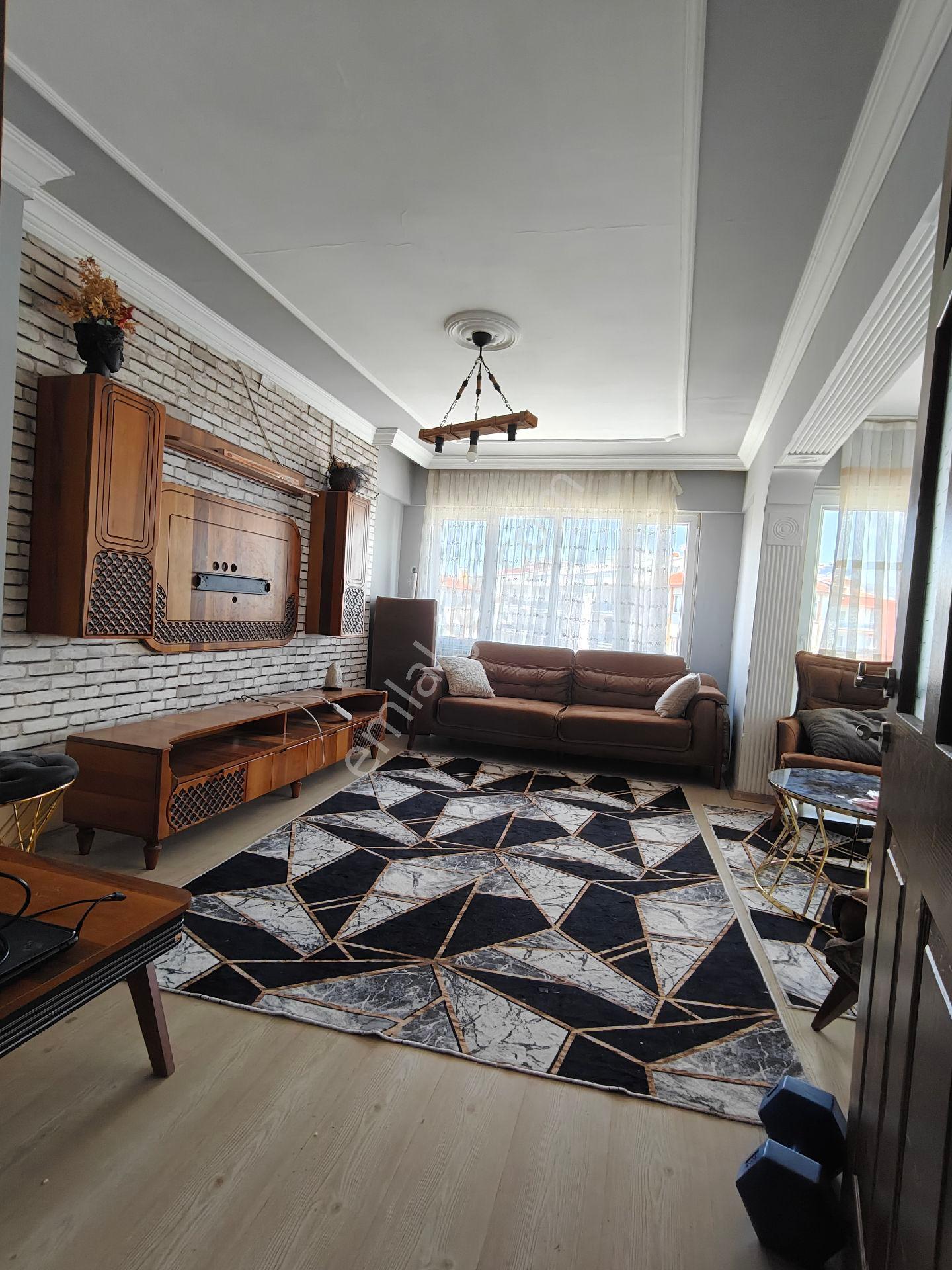 Girne Mahallesi'nde Eşyalı Ve Bakımlı 2+1 Kiralık Daire - Görsel 5