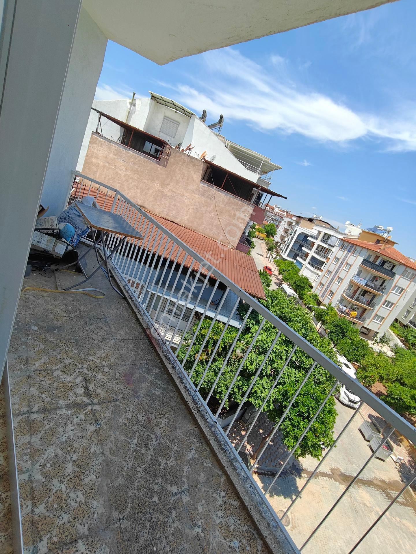 Girne Mahallesi'nde Eşyalı Ve Bakımlı 2+1 Kiralık Daire - Görsel 13