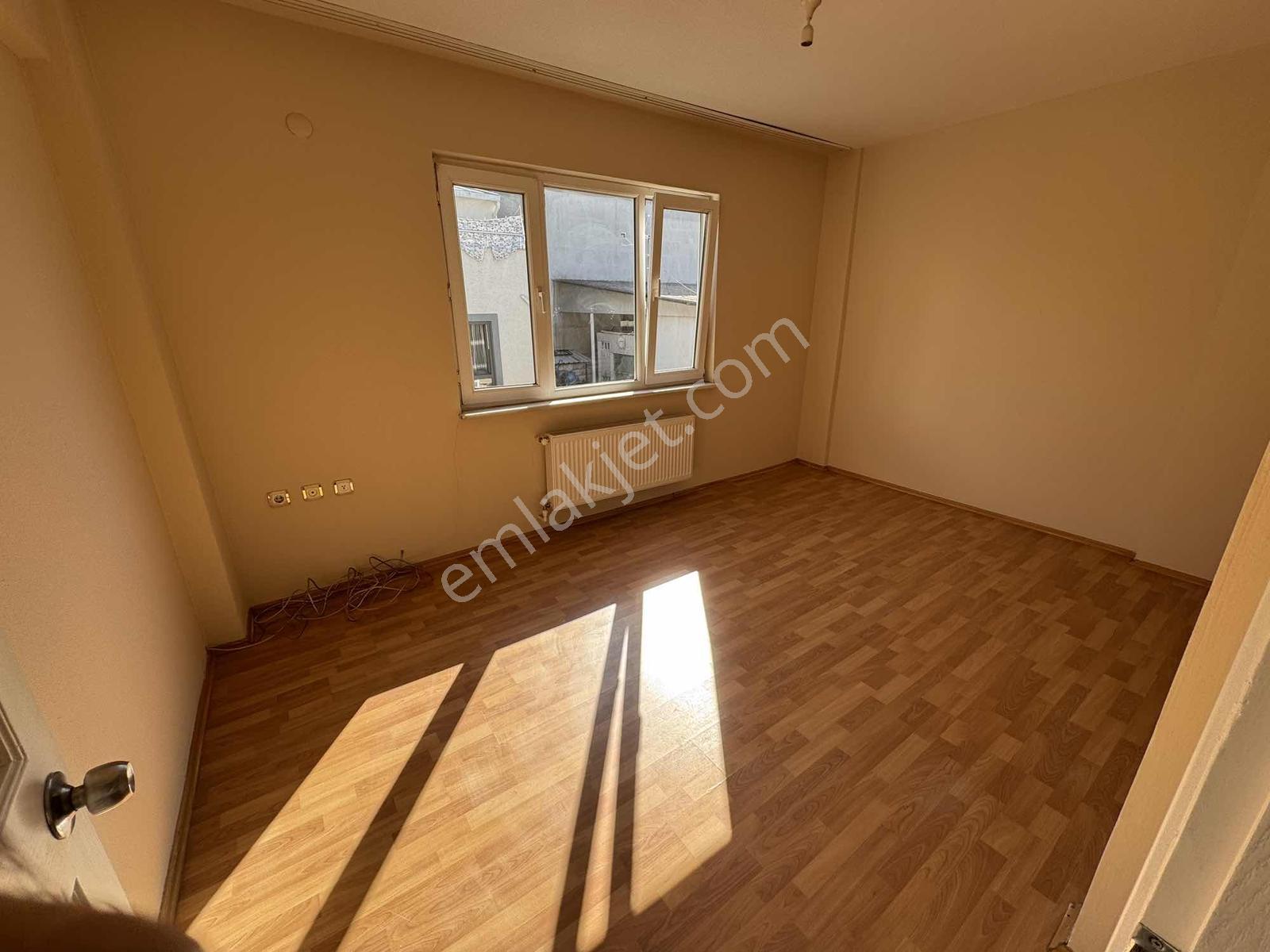 Biens'den Bağlarbaşında 2+1 Kiralık Daire