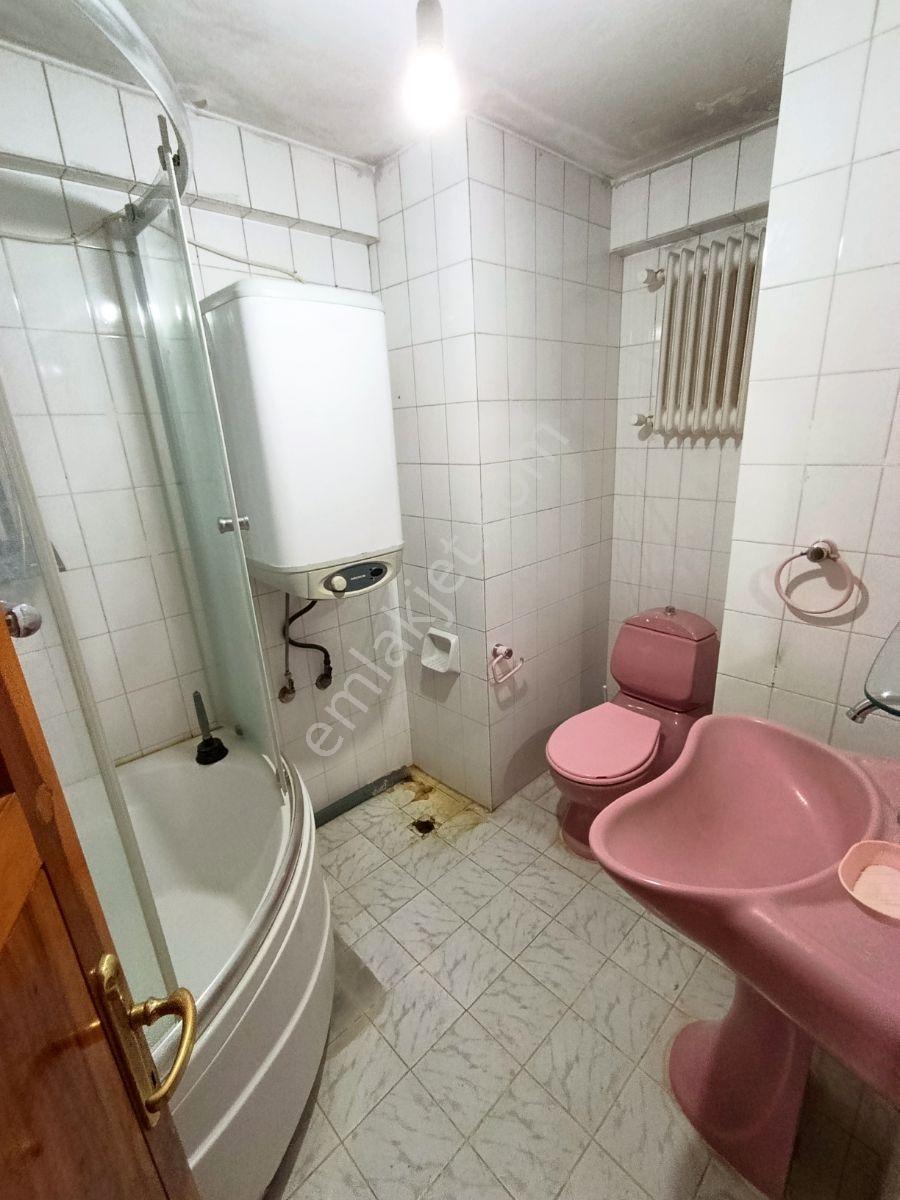 Altıparmak Çırpan Mah 2+1 90m² Ara Kat Asansörlü Kiralık Daire - Görsel 14