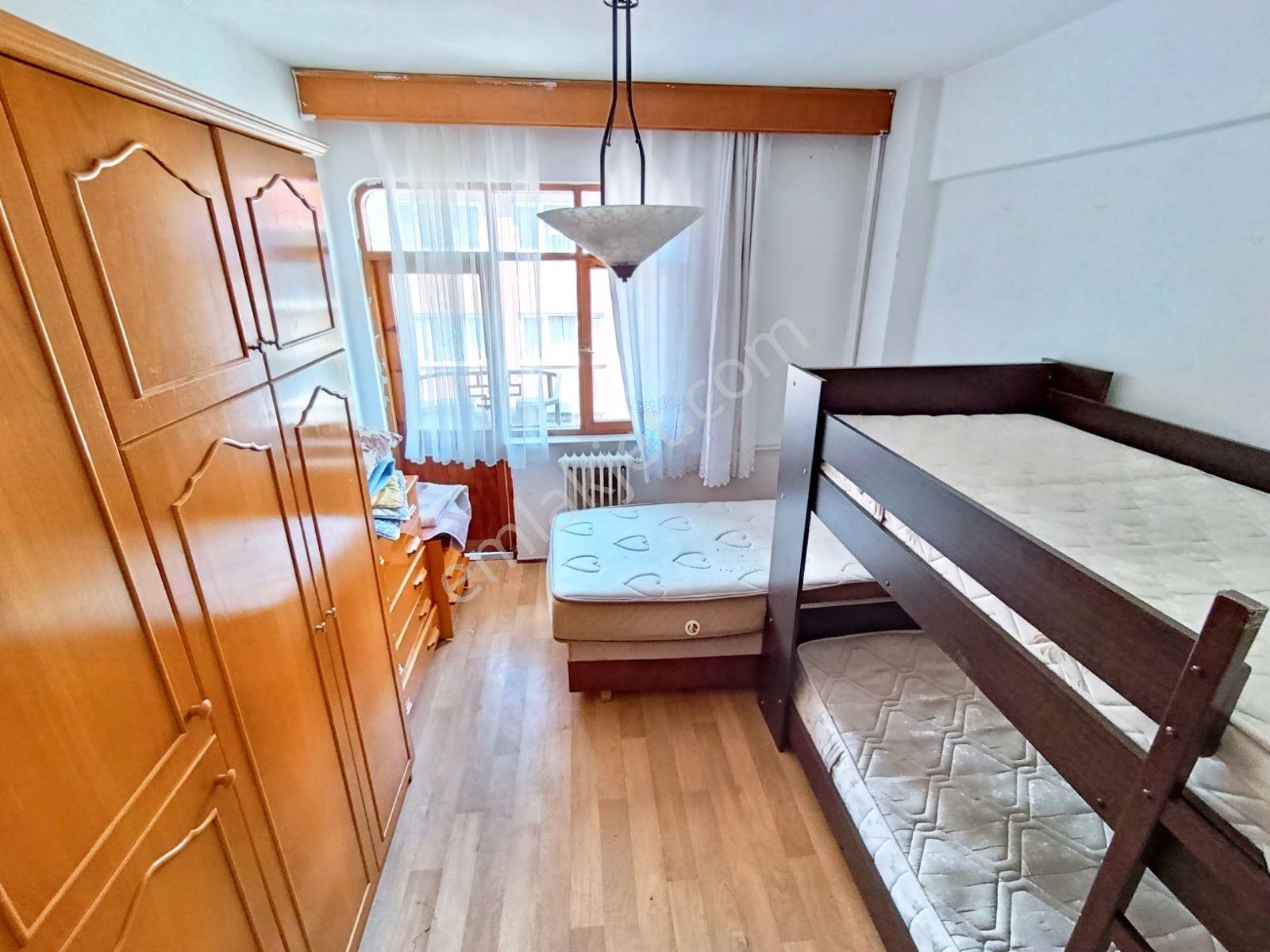 Altıparmak Çırpan Mah 2+1 90m² Ara Kat Asansörlü Kiralık Daire - Görsel 5
