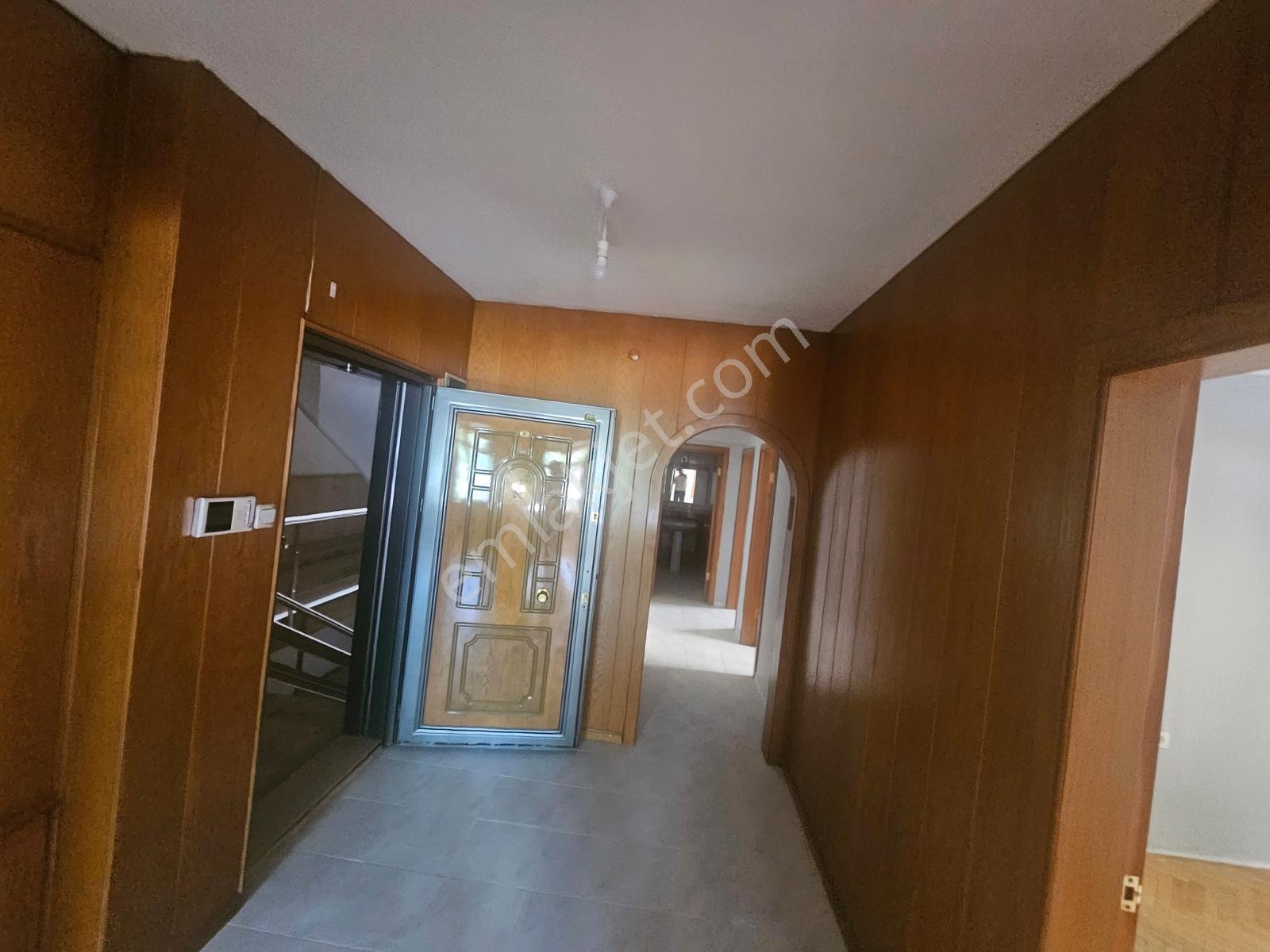 Etlik Aşağı Eğlence De Gülhane Hst Yanı Katta 3+1 Asansörlü - Görsel 24