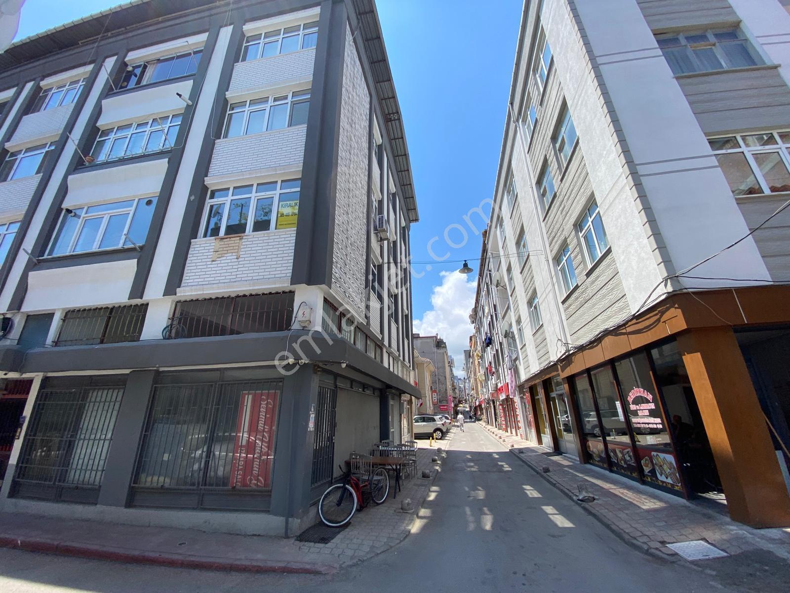 Truva' Dan İlkadım 19 Mayıs Mahallesinde Kiralık 2+1 Daire - Görsel 27