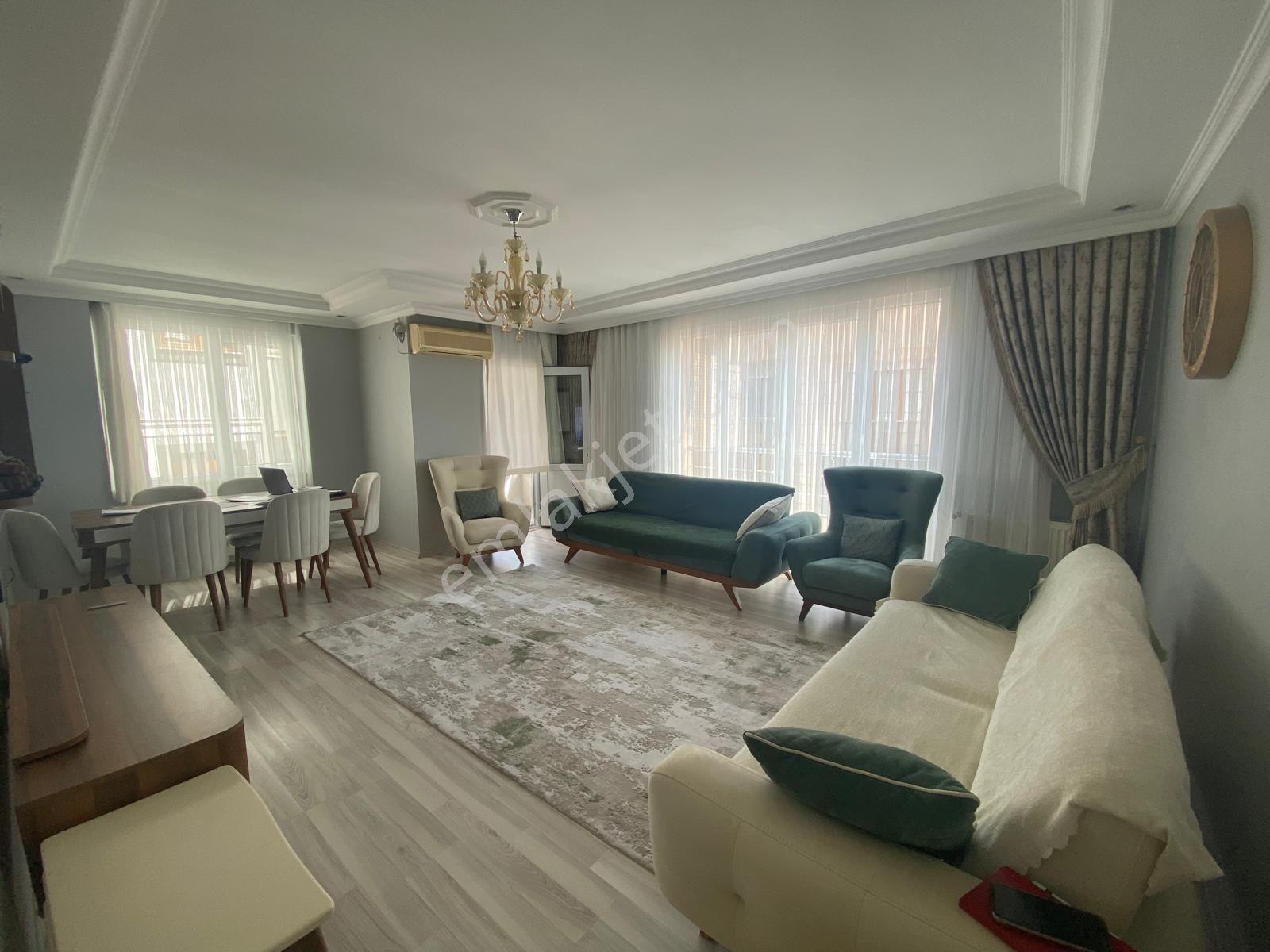 İstanbul House'dan B.evler Irmak Sk 5+2 Ferah Teraslı Dubleks