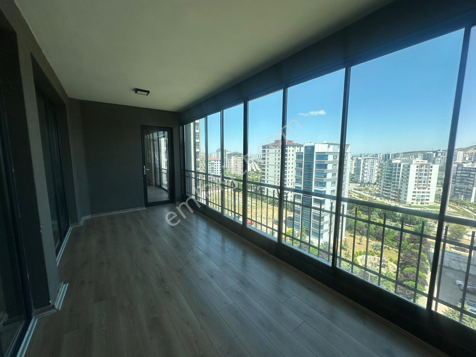 Irmak Emlak-bağlıca Satılık Site İçinde Geniş 4+1 Daire - Görsel 2