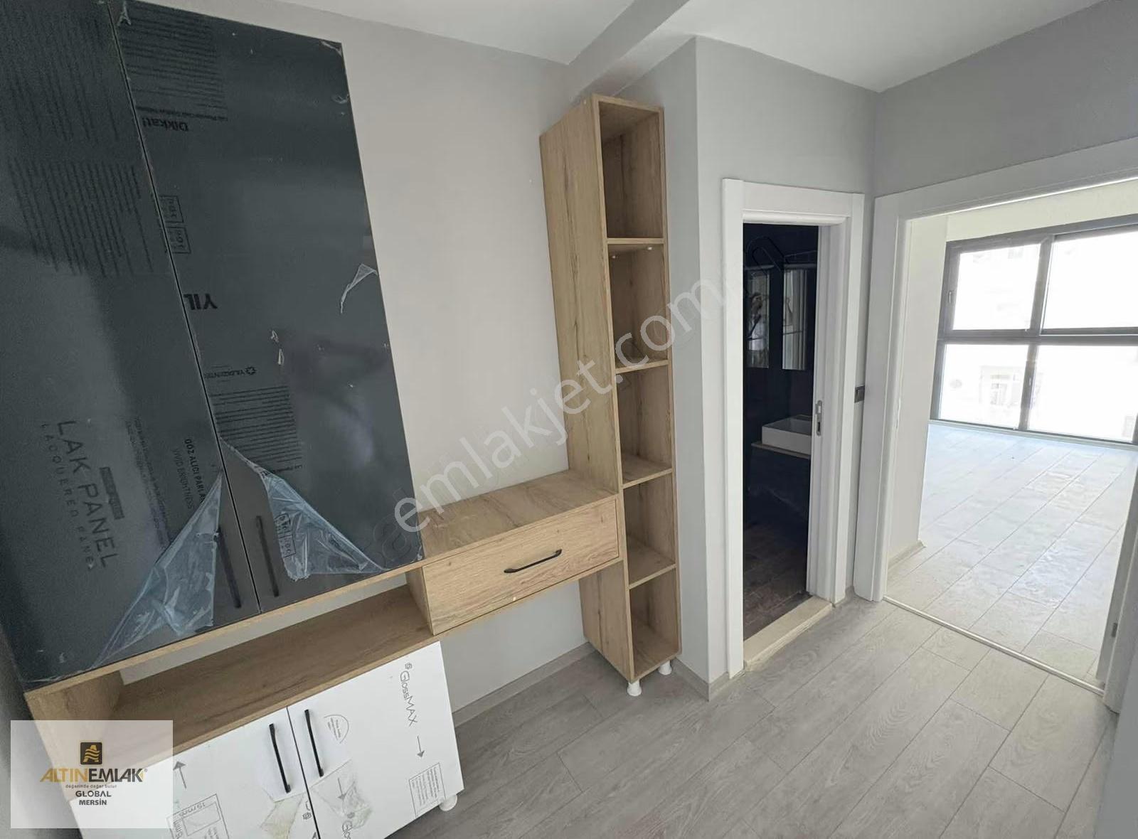 Altın Emlak'tn Denize 150 Metre Flamingo Çaprazı Havuzlu 1+1 - Görsel 23