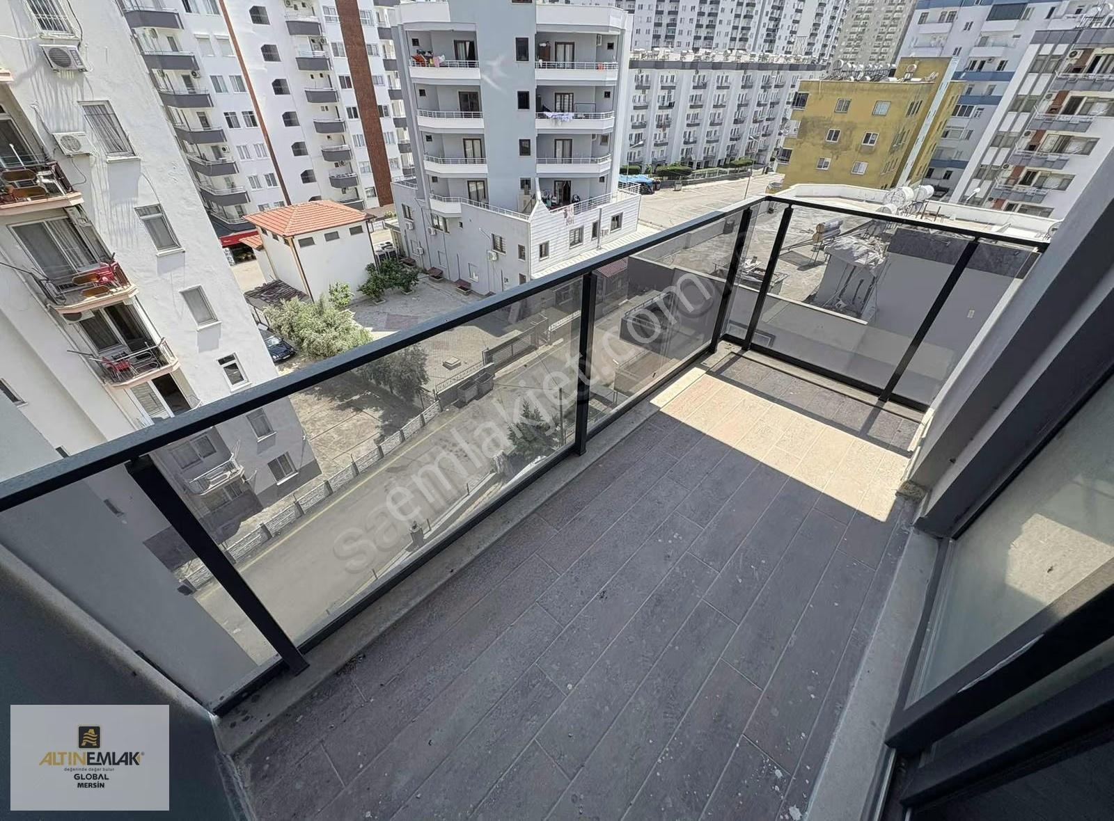 Altın Emlak'tn Denize 150 Metre Flamingo Çaprazı Havuzlu 1+1 - Görsel 26